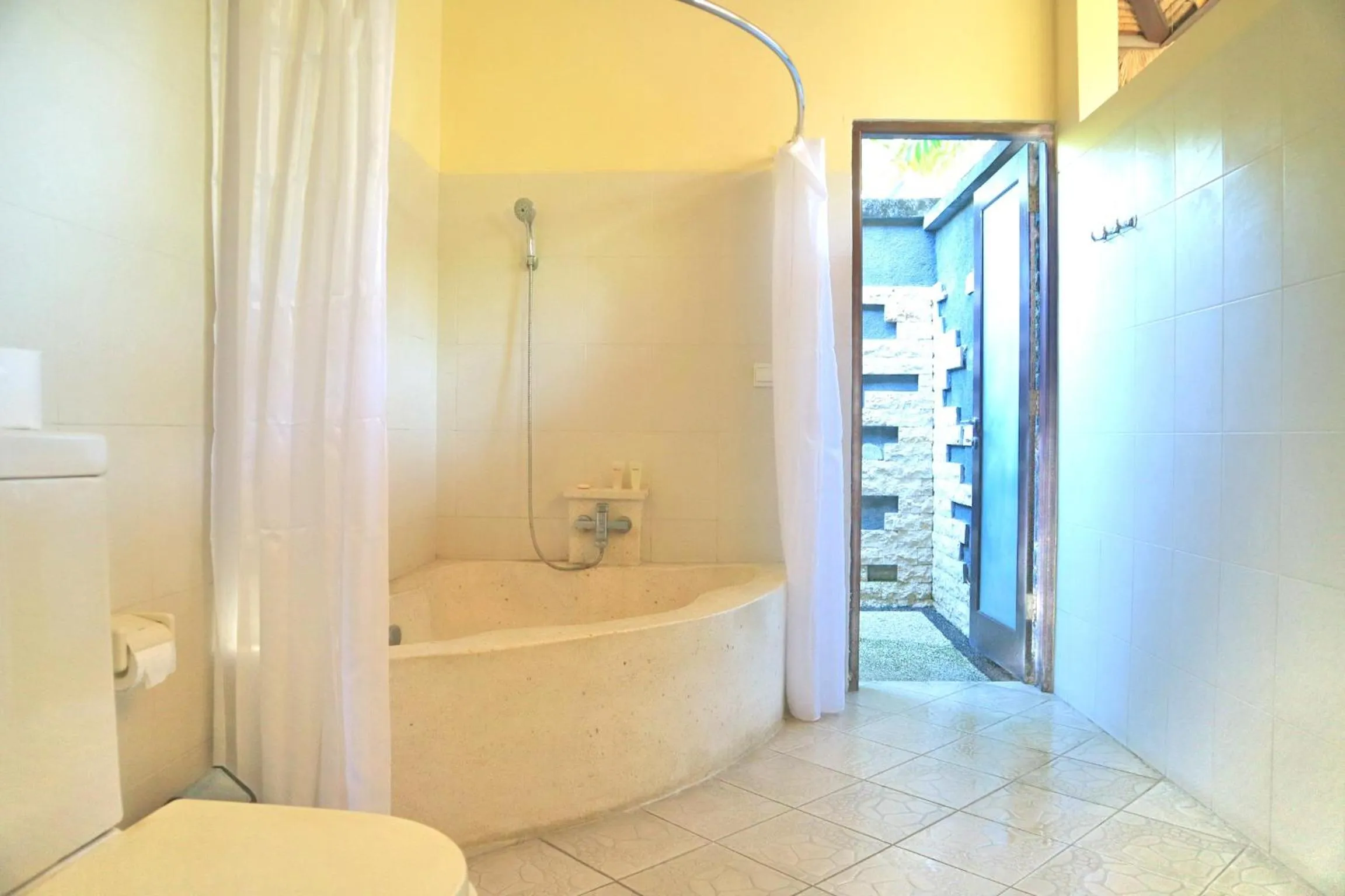 Shower in Mutiara Bali