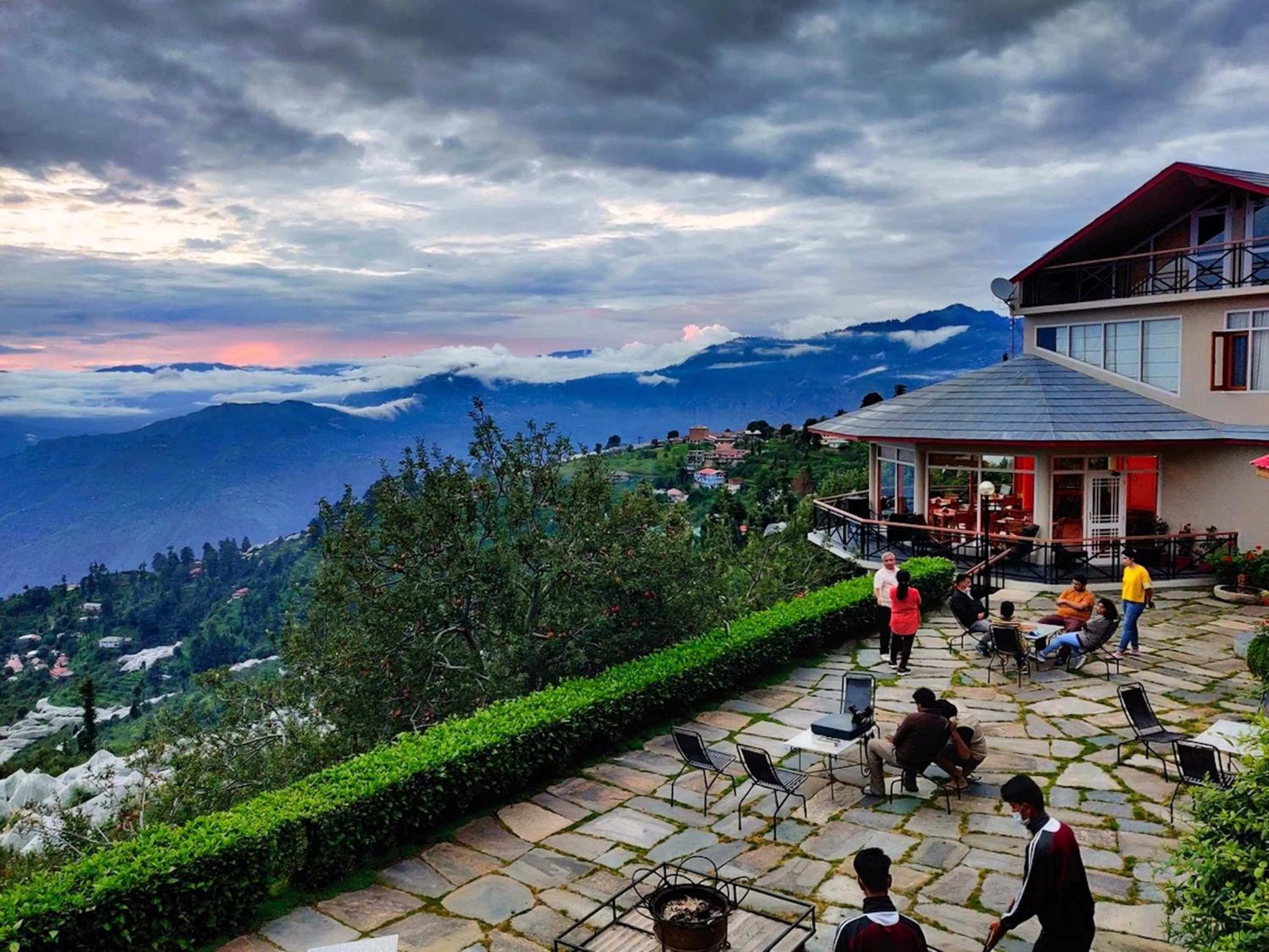 Children play ground in Banjara Orchard Retreat Thanedar
