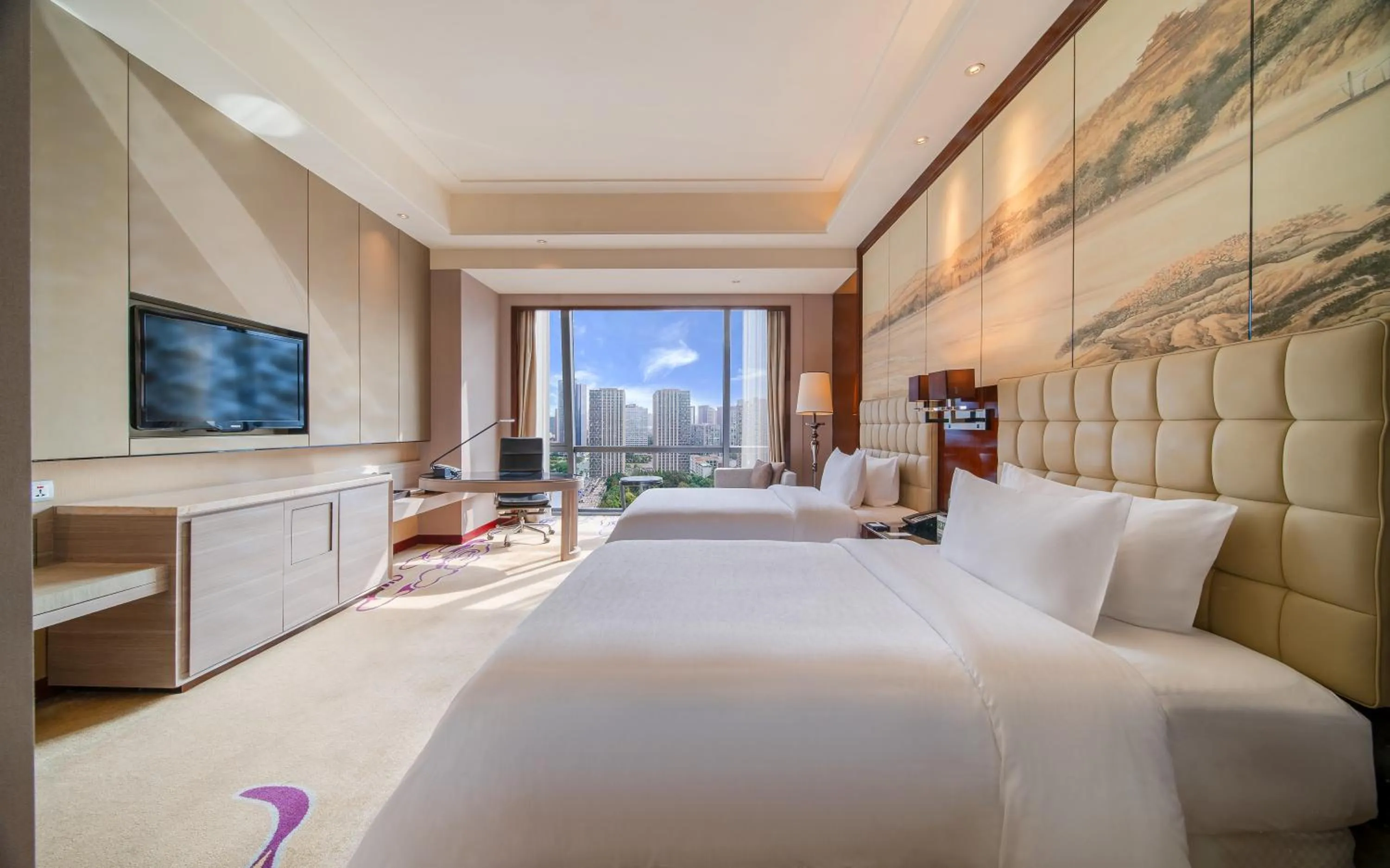 Photo of the whole room, Bed in The Westin Wuhan Wuchang