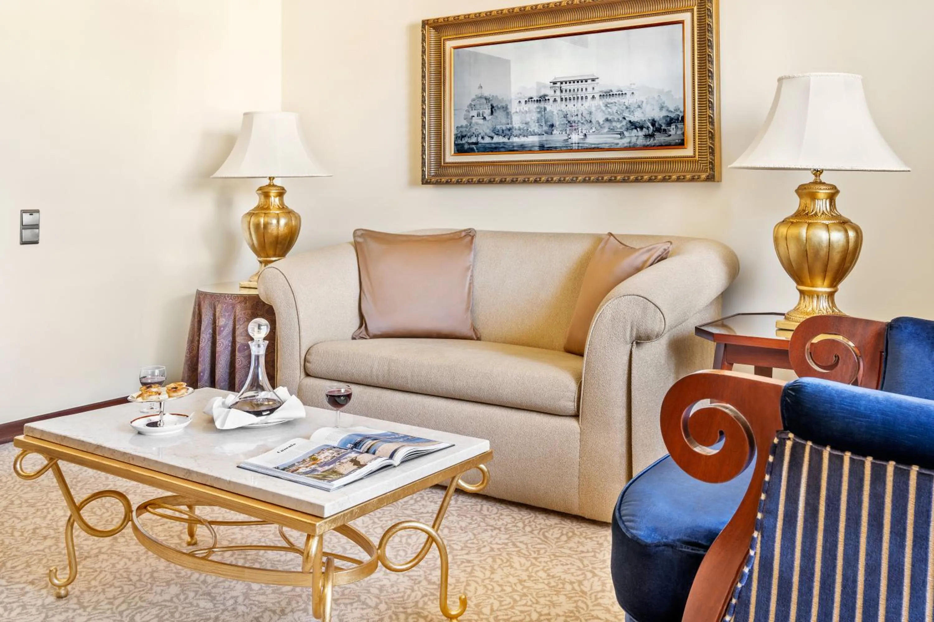 Living room in Palácio Estoril Hotel, Golf & Wellness