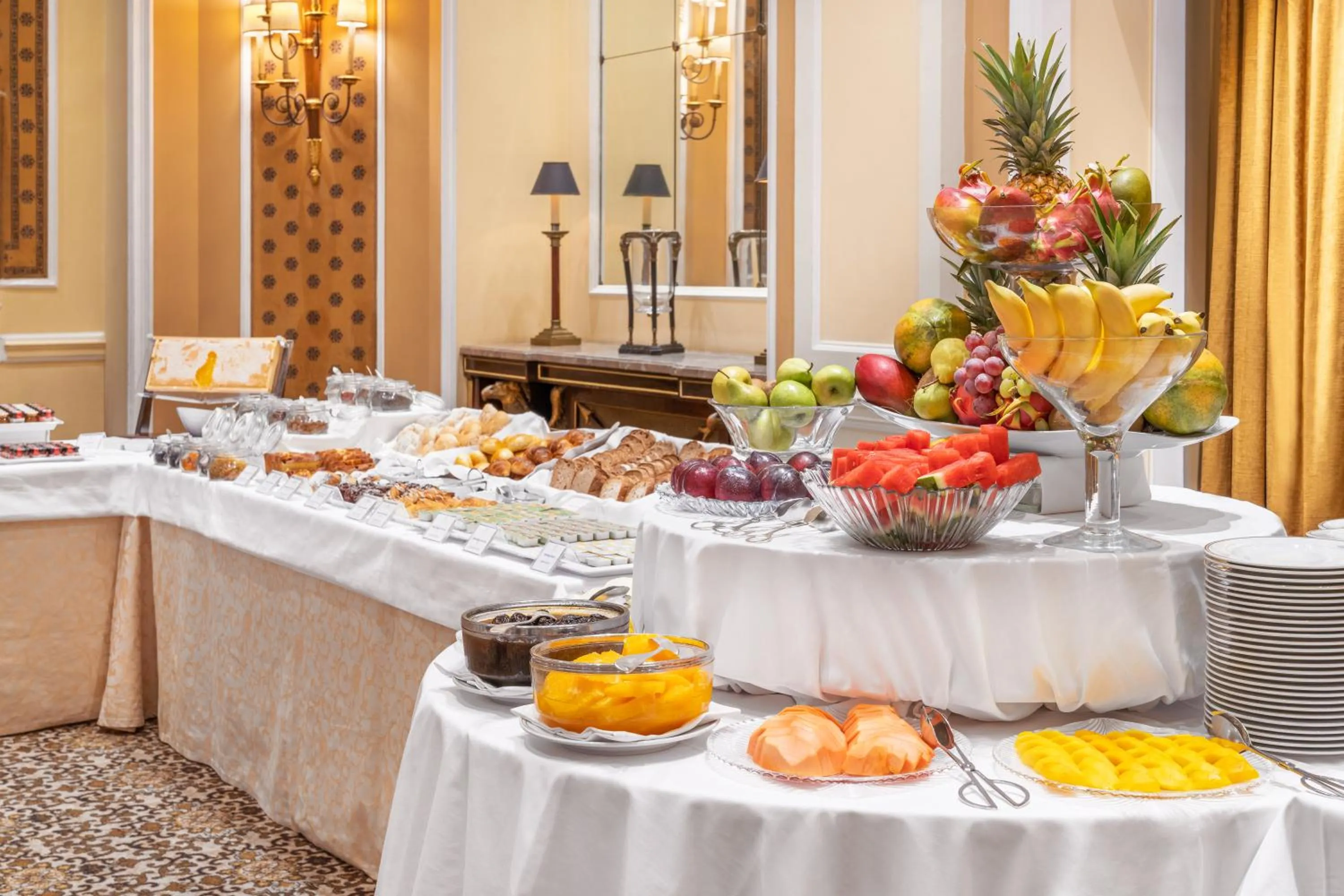 Breakfast in Palácio Estoril Hotel, Golf & Wellness