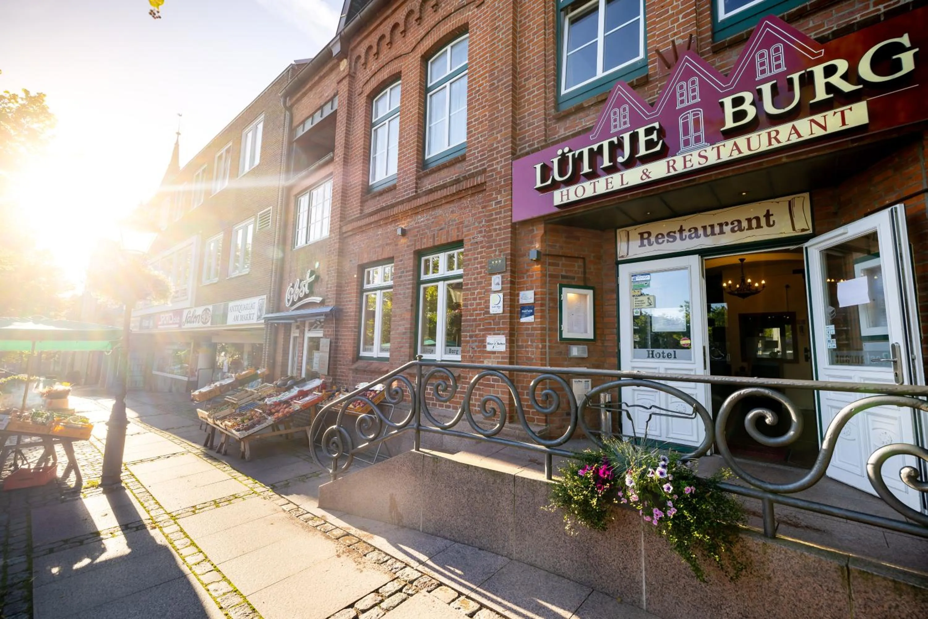 Property building in Hotel Lüttje Burg
