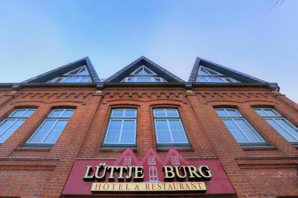 Property building in Hotel Lüttje Burg