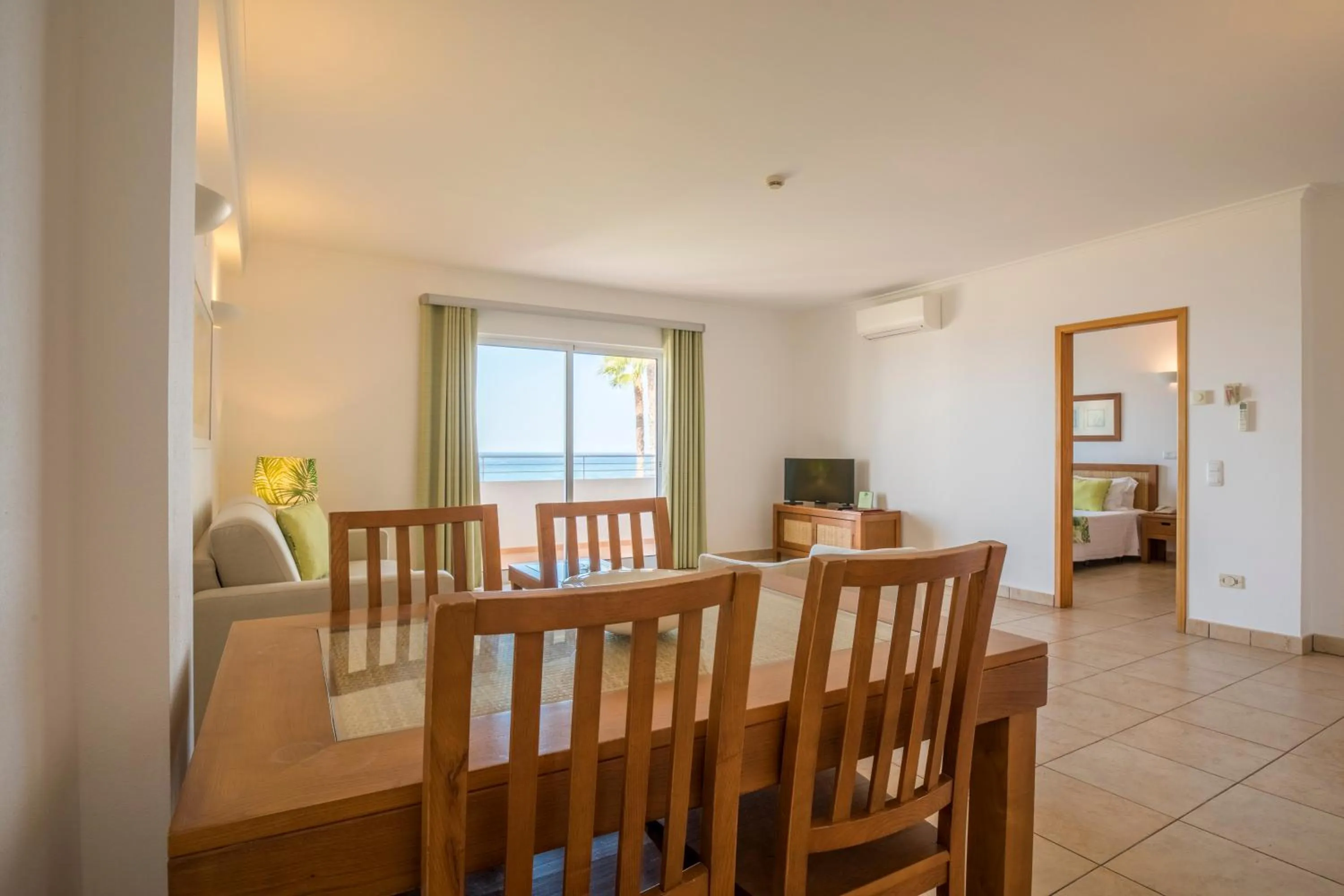 Living room in Clube Porto Mos - Sunplace Hotels & Beach Resort