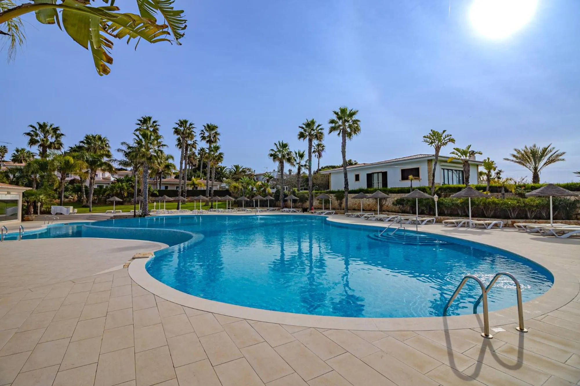 Swimming pool in Clube Porto Mos - Sunplace Hotels & Beach Resort