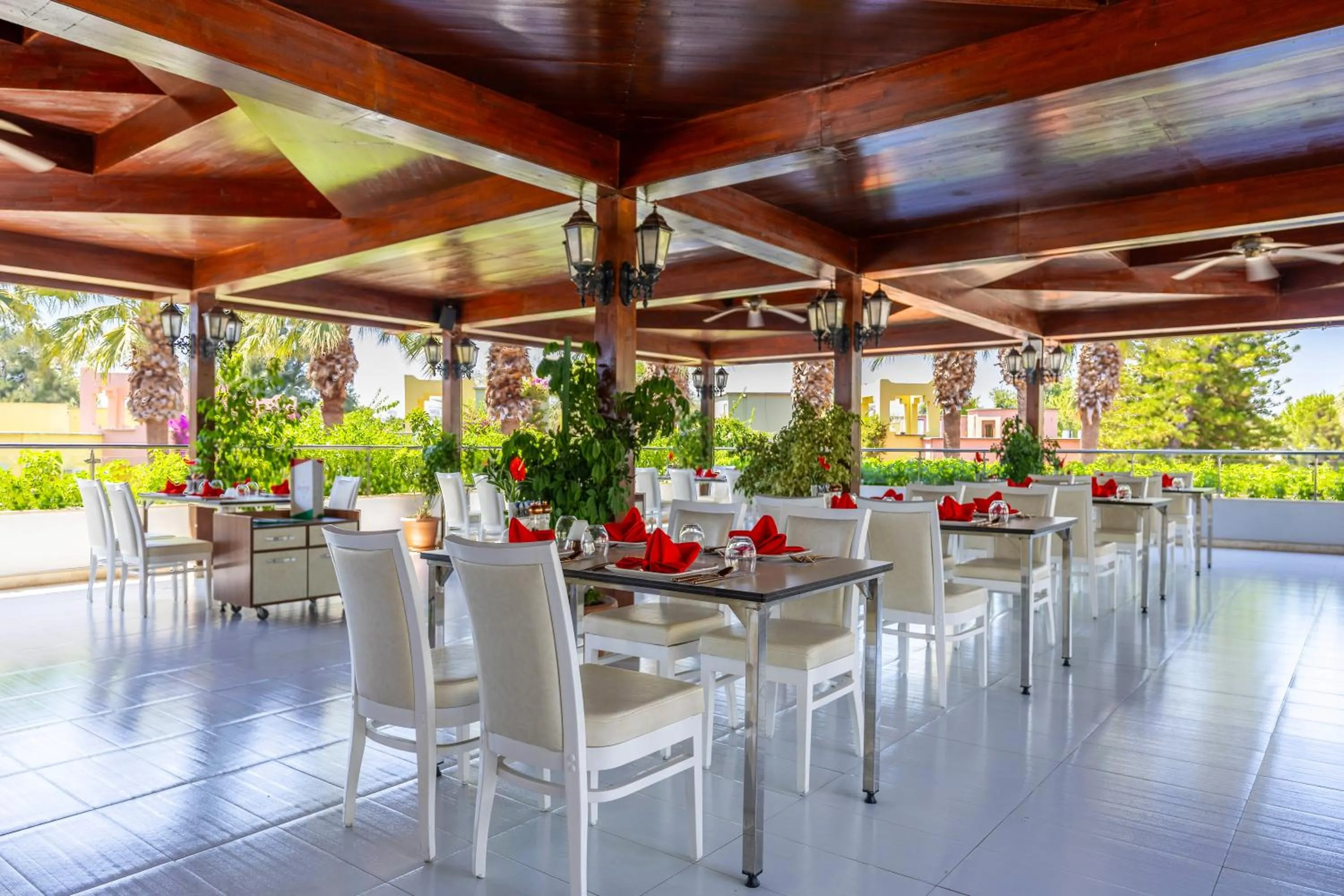 Food and drinks in VONRESORT Golden Beach & Aqua - Kids Concept-Ultra All Inclusive