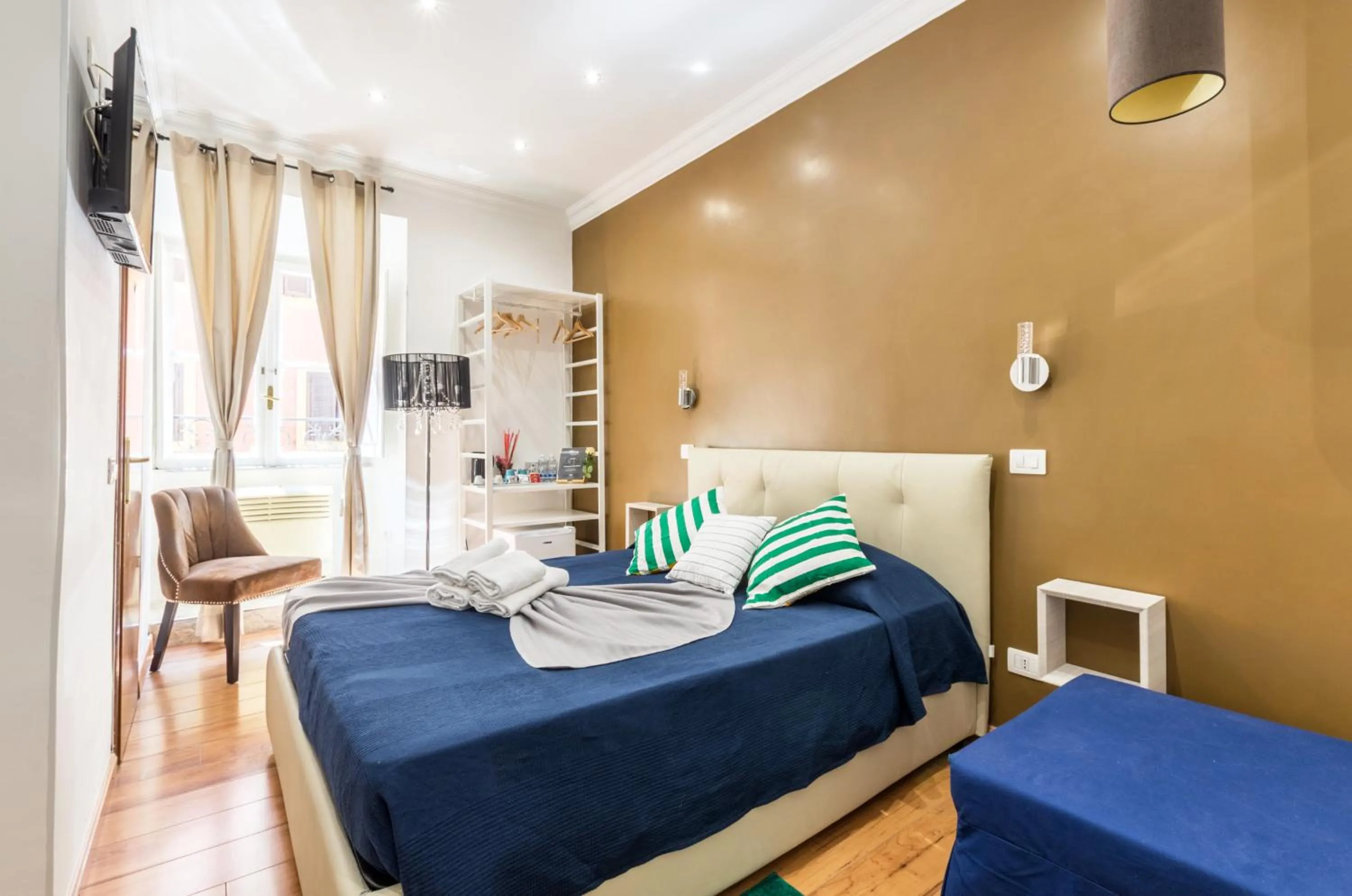 Bed in La dolce vita QG