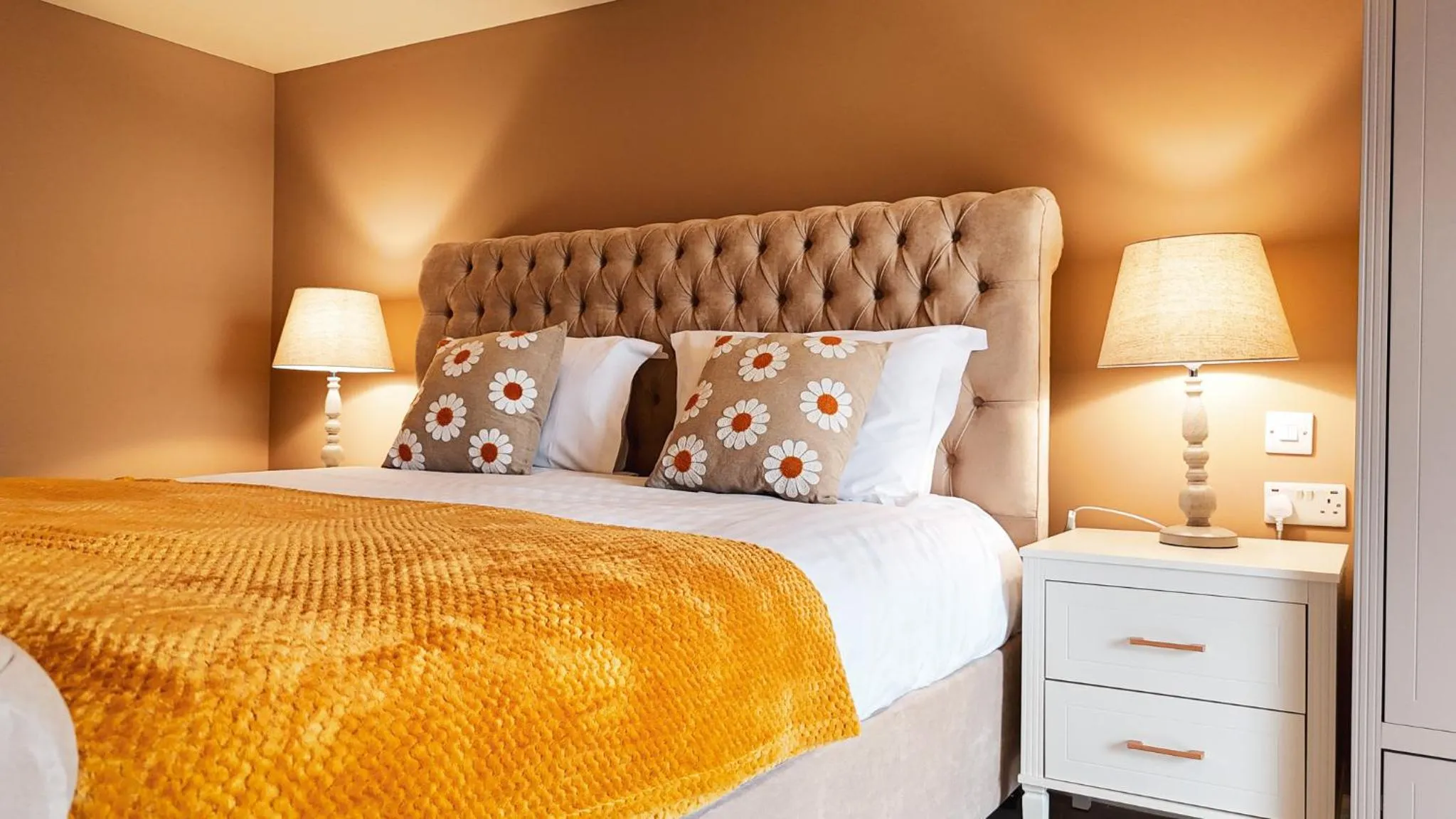 The Pheasant Public House & Hotel