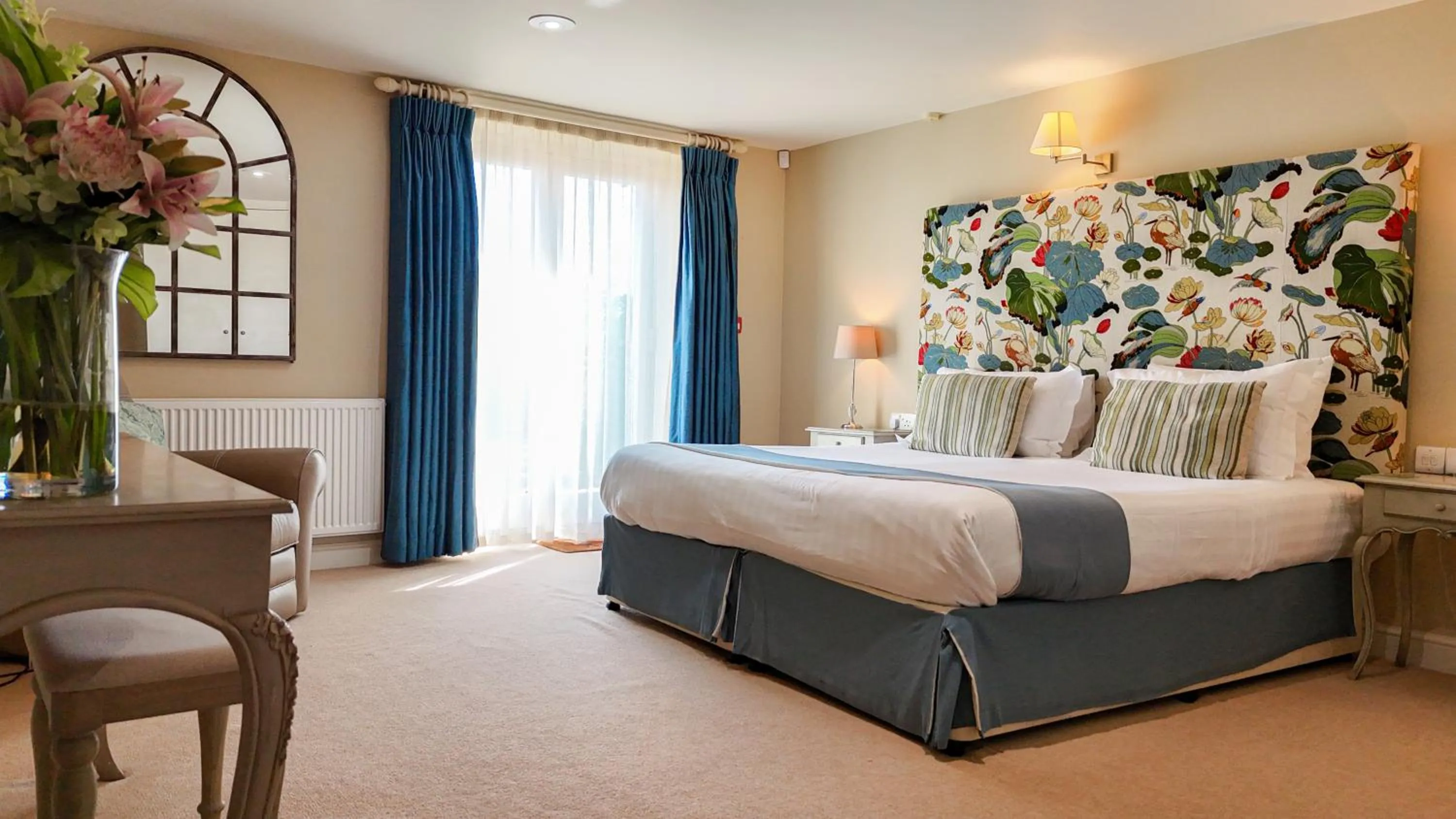 The Pheasant Public House & Hotel