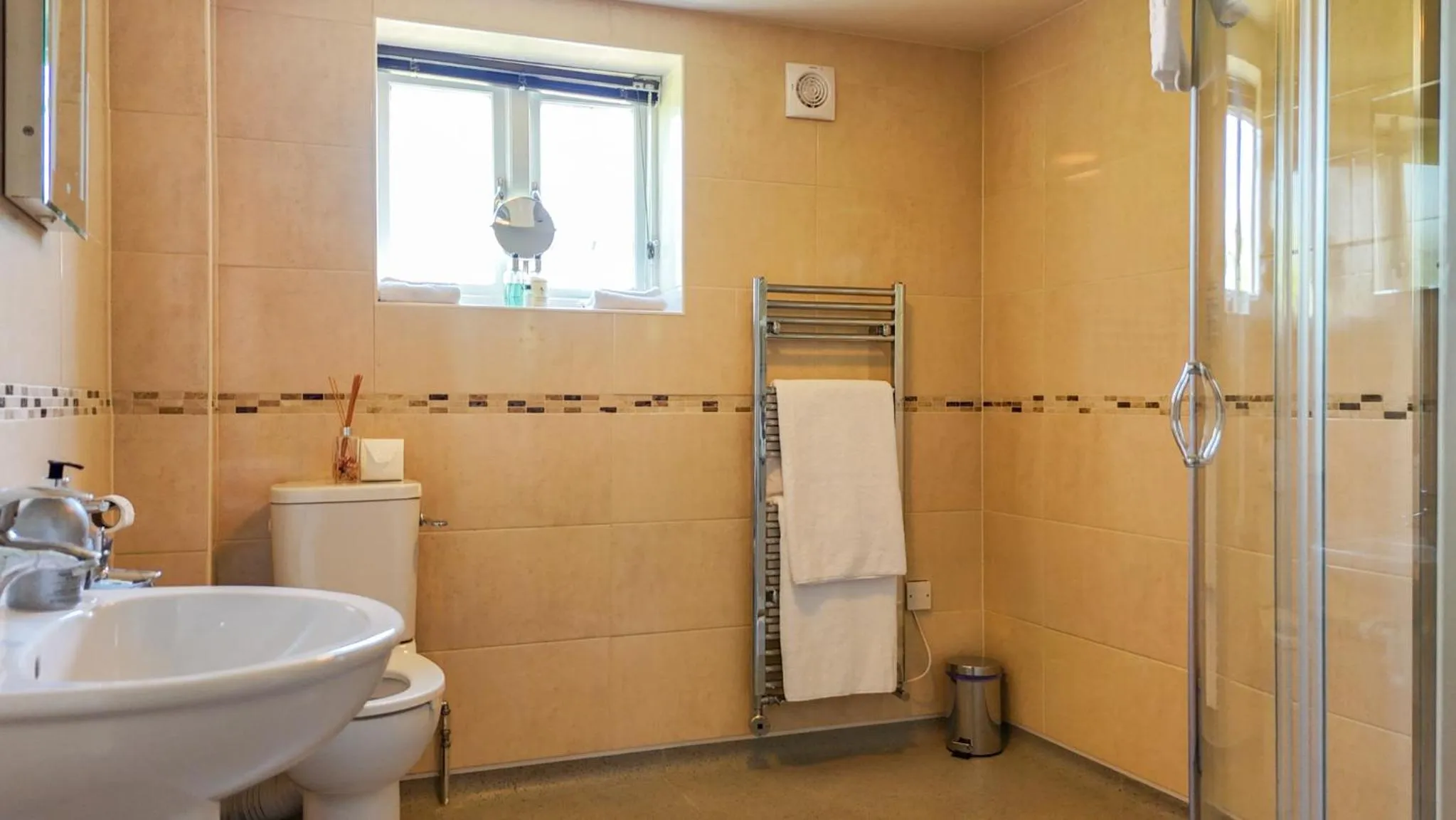 The Pheasant Public House & Hotel