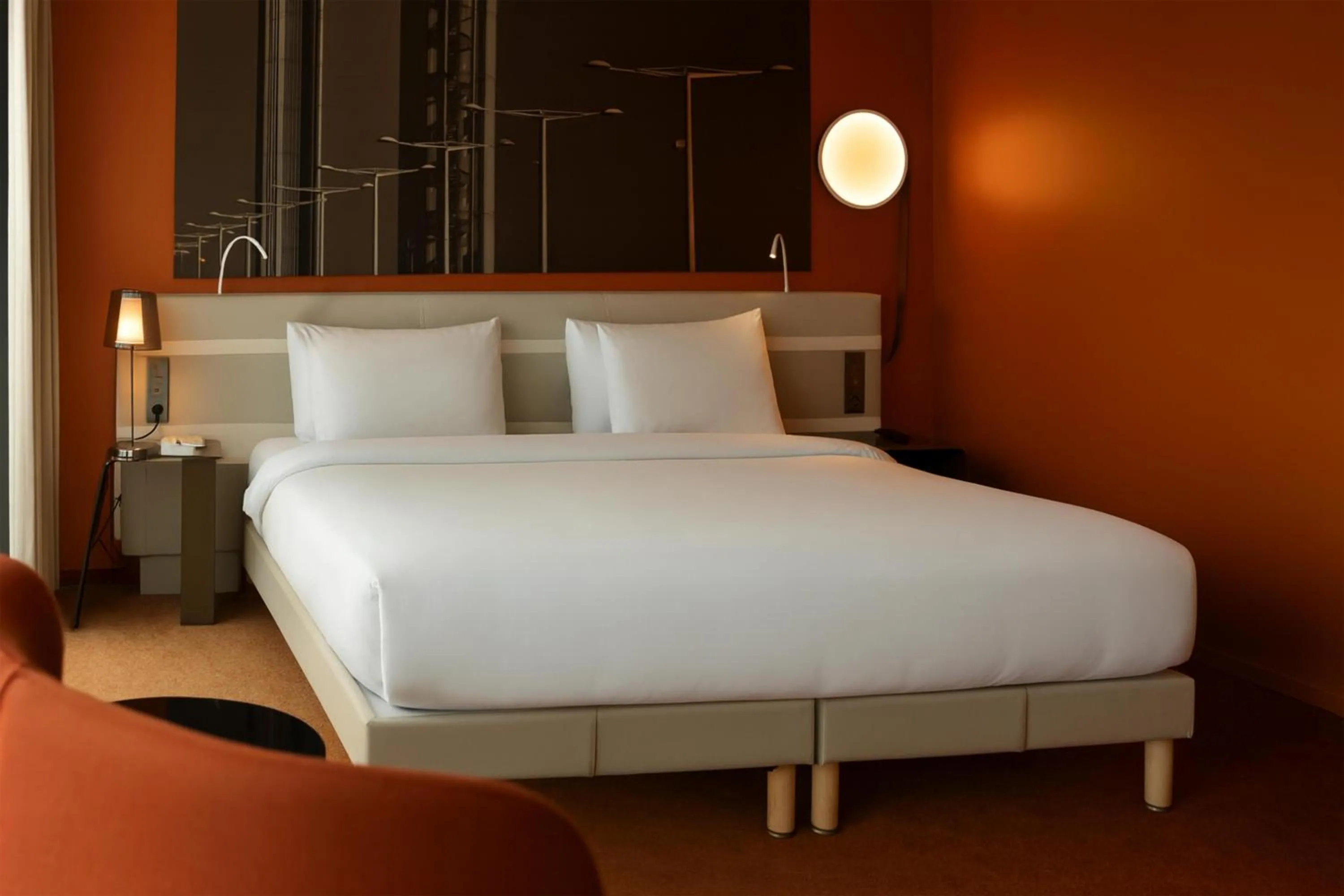 Bedroom, Bed in Radisson Blu Hotel Bordeaux