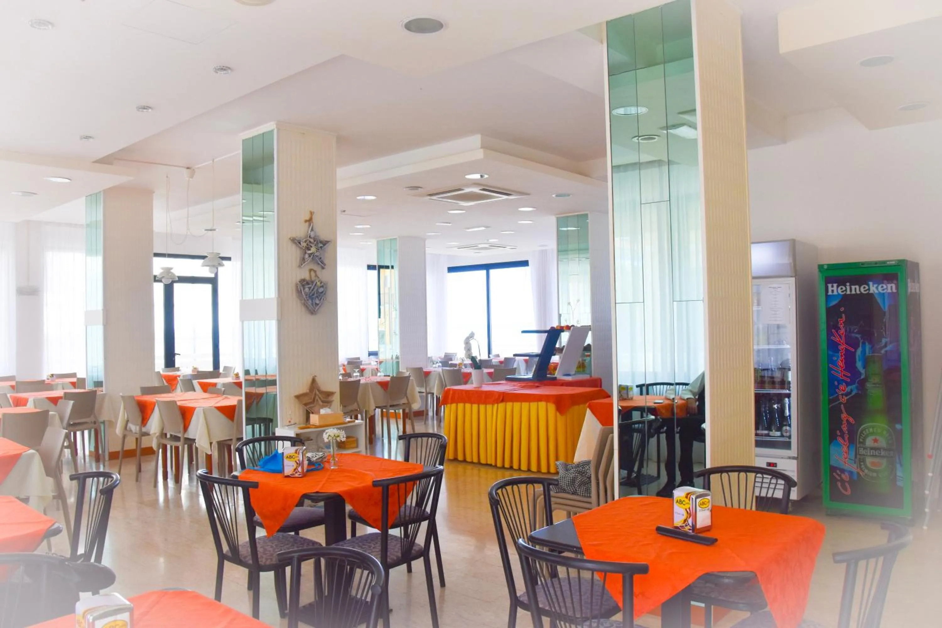 Restaurant/places to eat in Hotel Suprem sul Mare