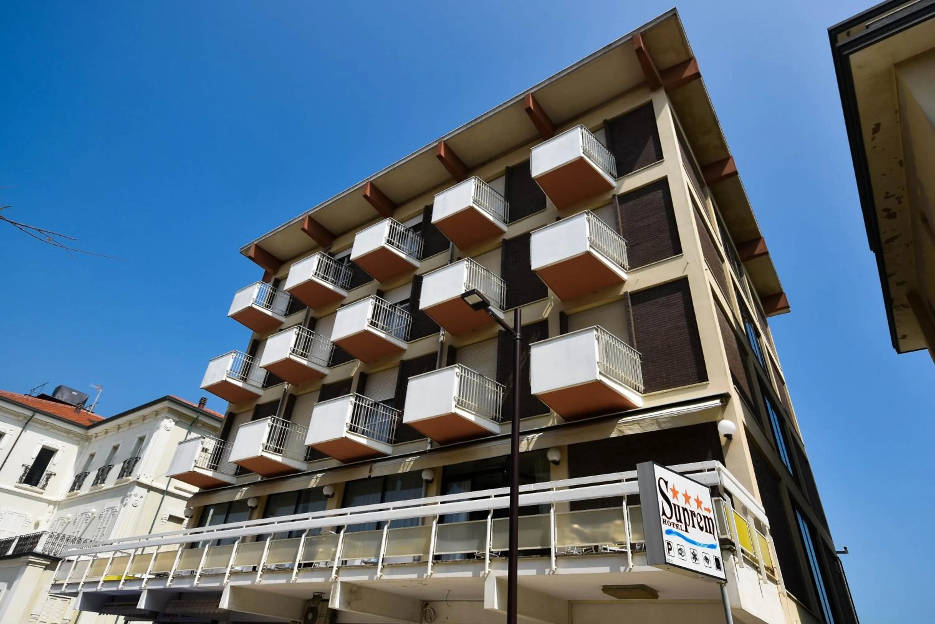 Property building in Hotel Suprem sul Mare
