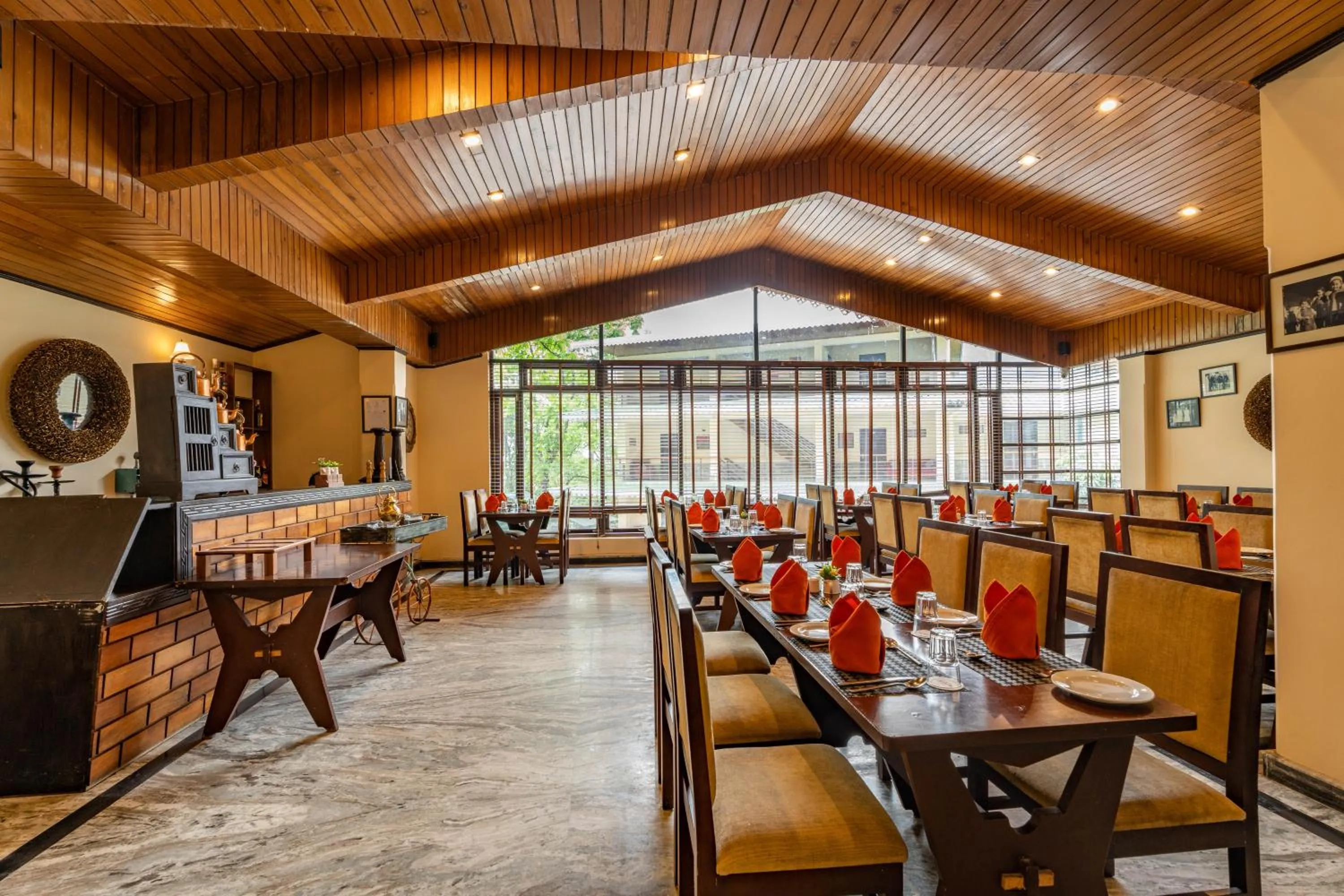 Restaurant/places to eat in Summit Norling Resort & Spa