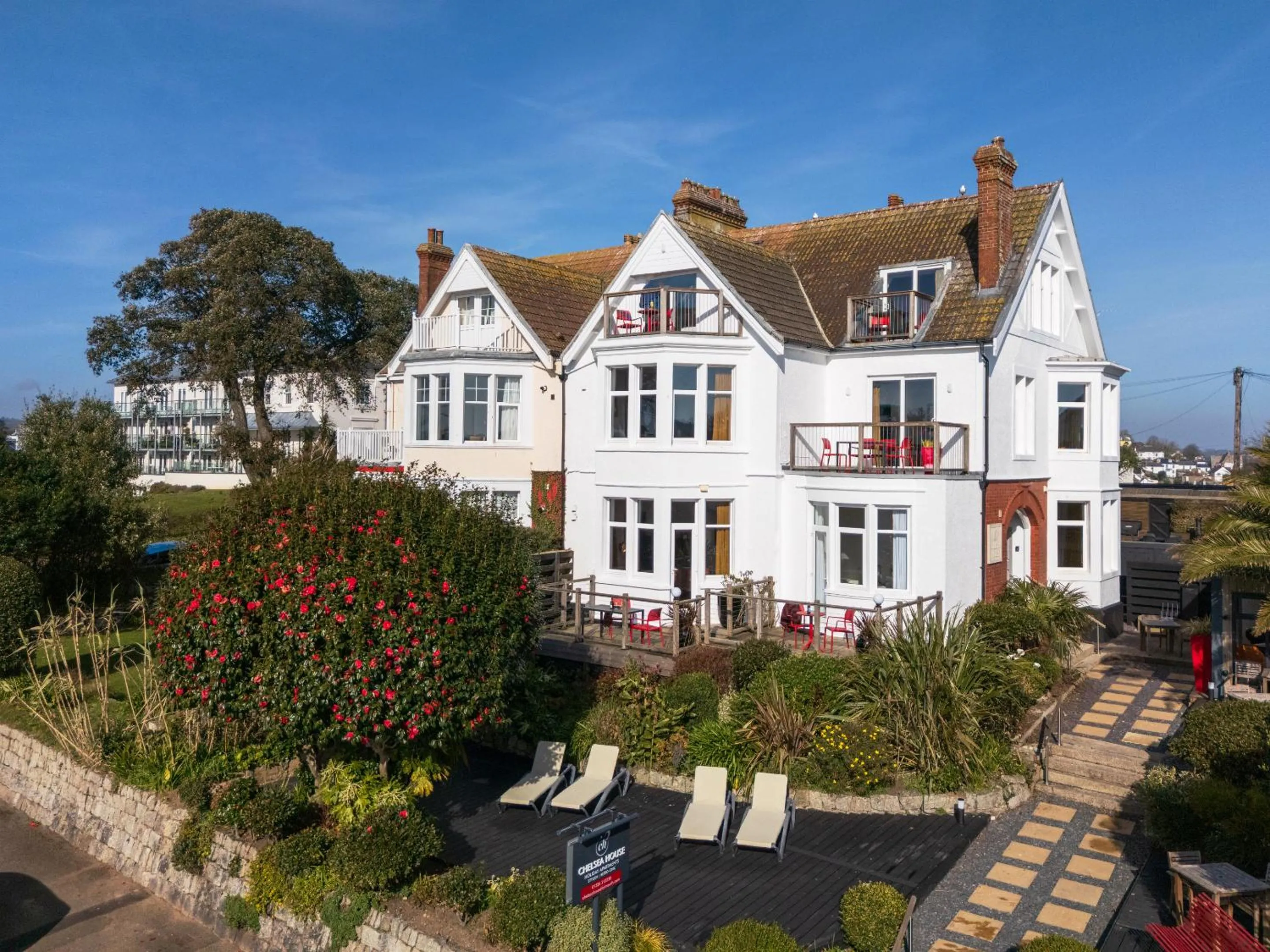 Property building in Chelsea House Holiday Apartments