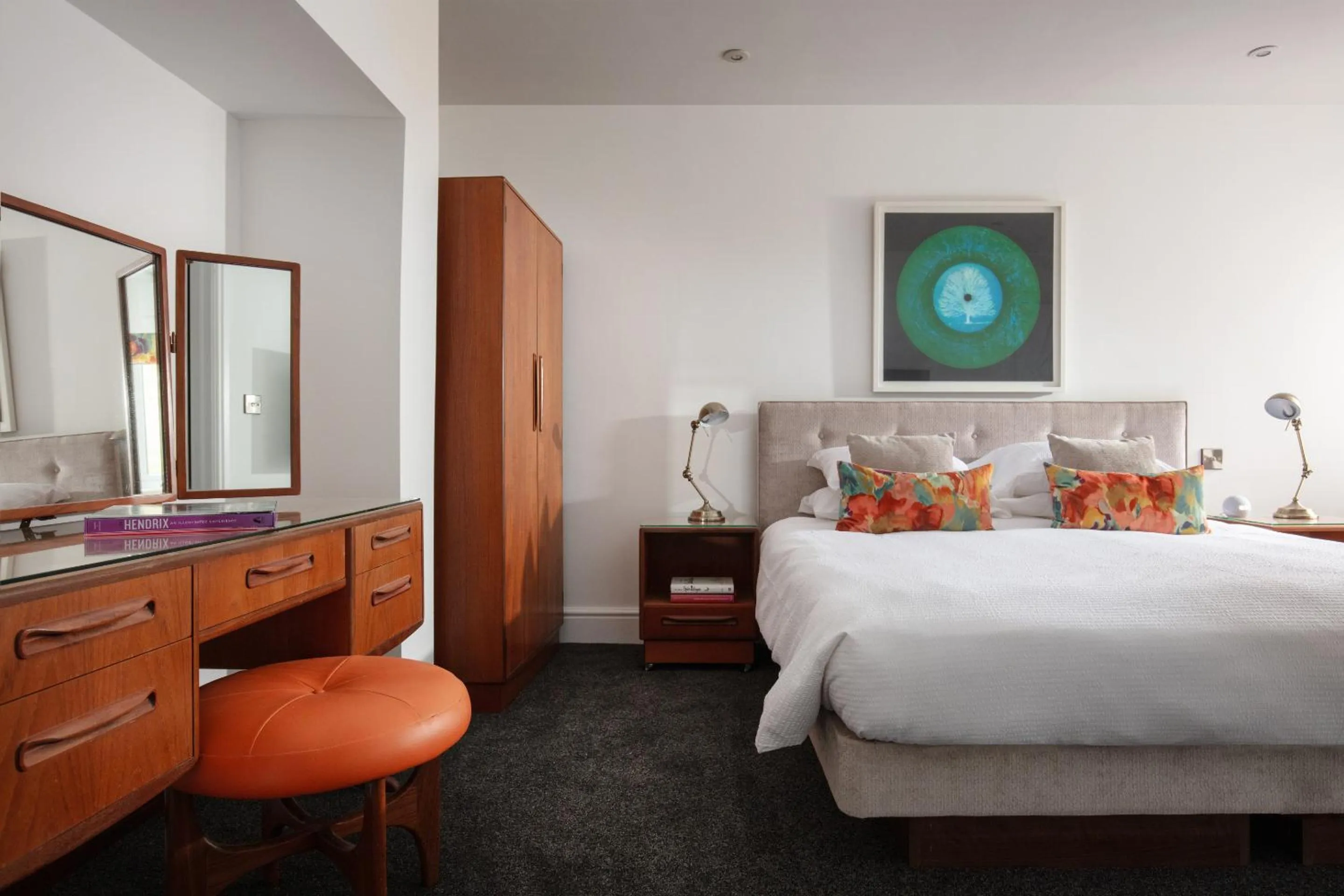 Bedroom, Bed in Chelsea House Holiday Apartments