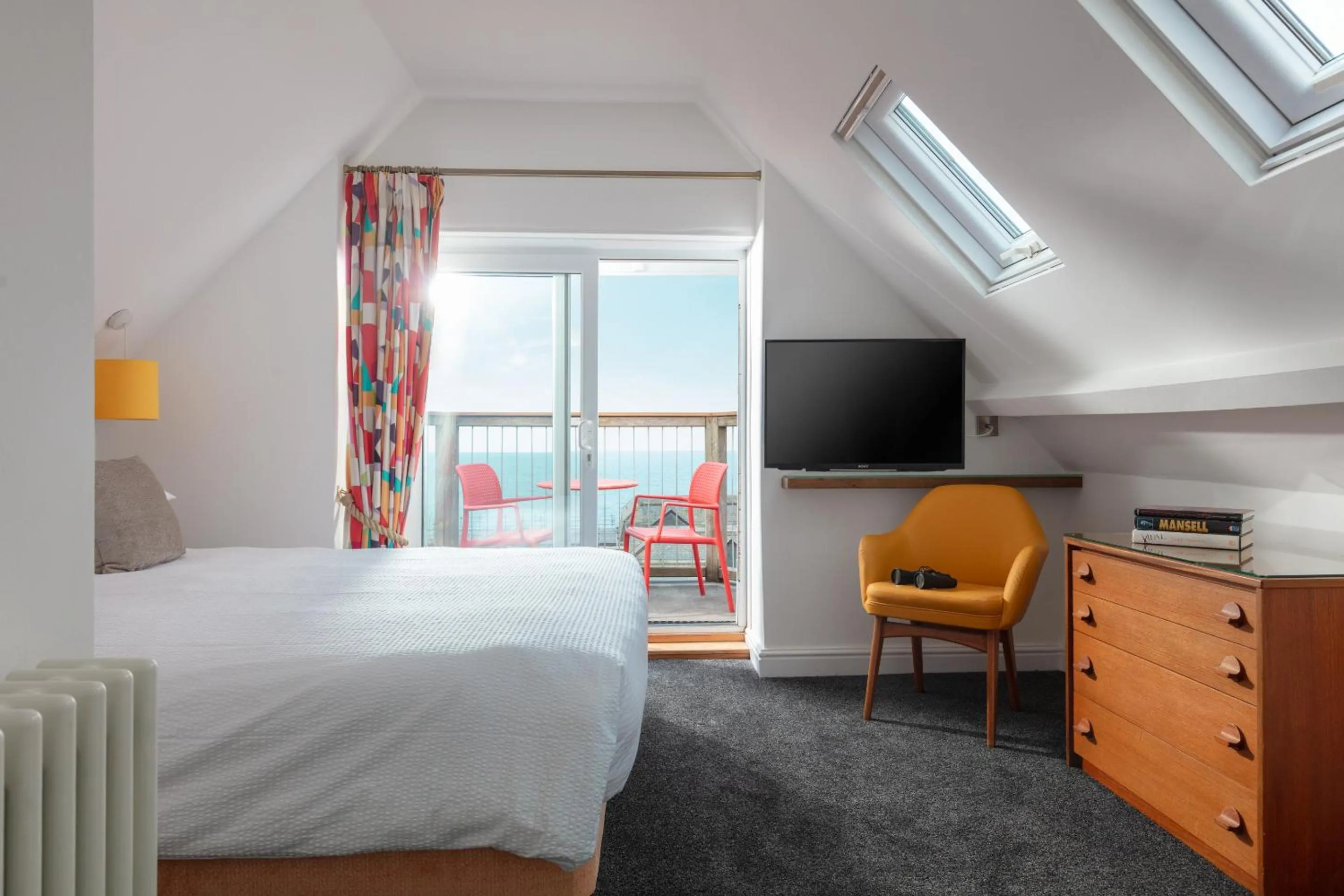 Bedroom, Bed in Chelsea House Holiday Apartments