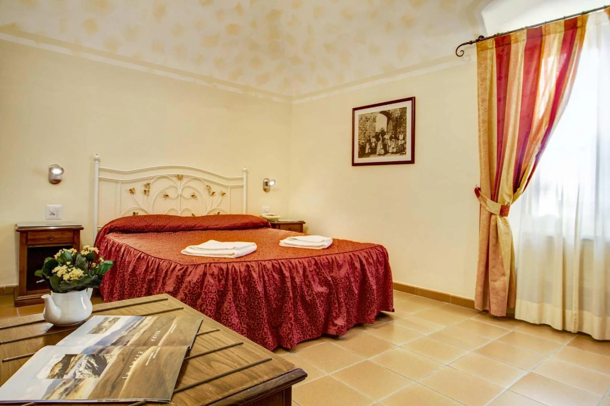 Bedroom, Bed in Hotel Residence Villa Rioddi