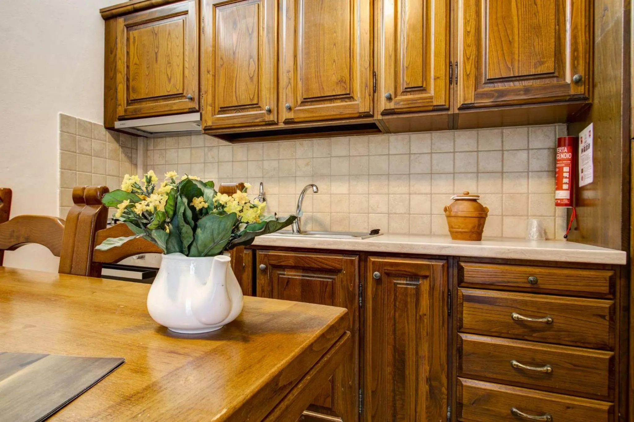 Kitchen or kitchenette in Hotel Residence Villa Rioddi