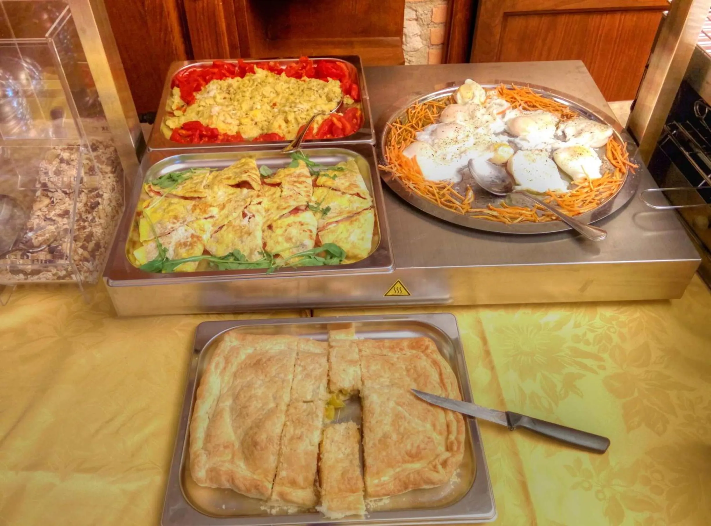 Buffet breakfast in Hotel Residence Villa Rioddi