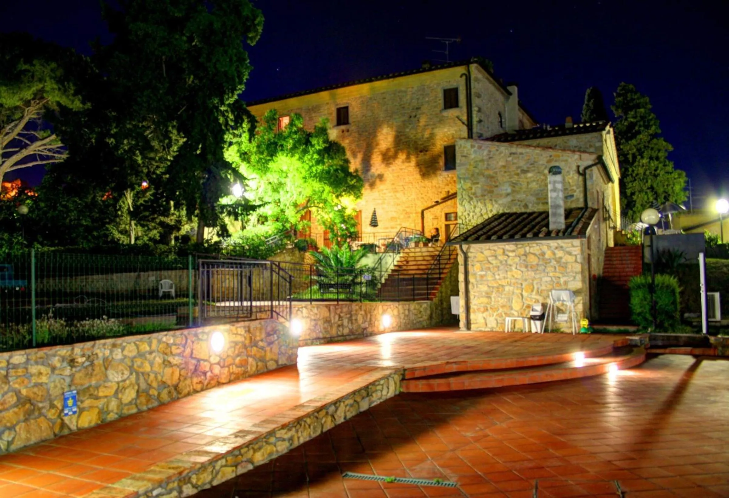 Facade/entrance in Hotel Residence Villa Rioddi