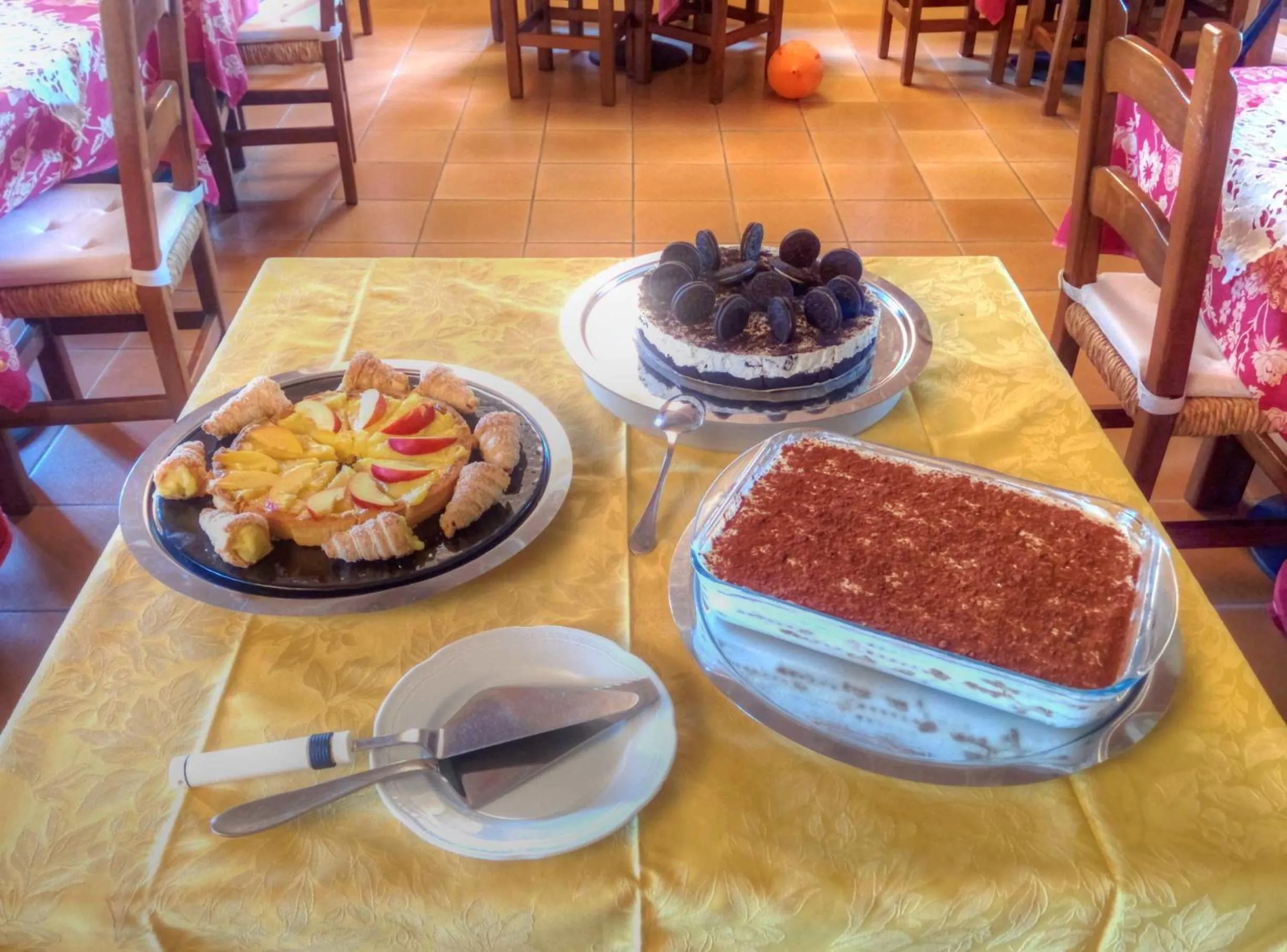 Buffet breakfast in Hotel Residence Villa Rioddi