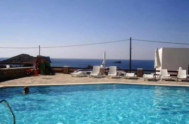 Golden Sun Apartments