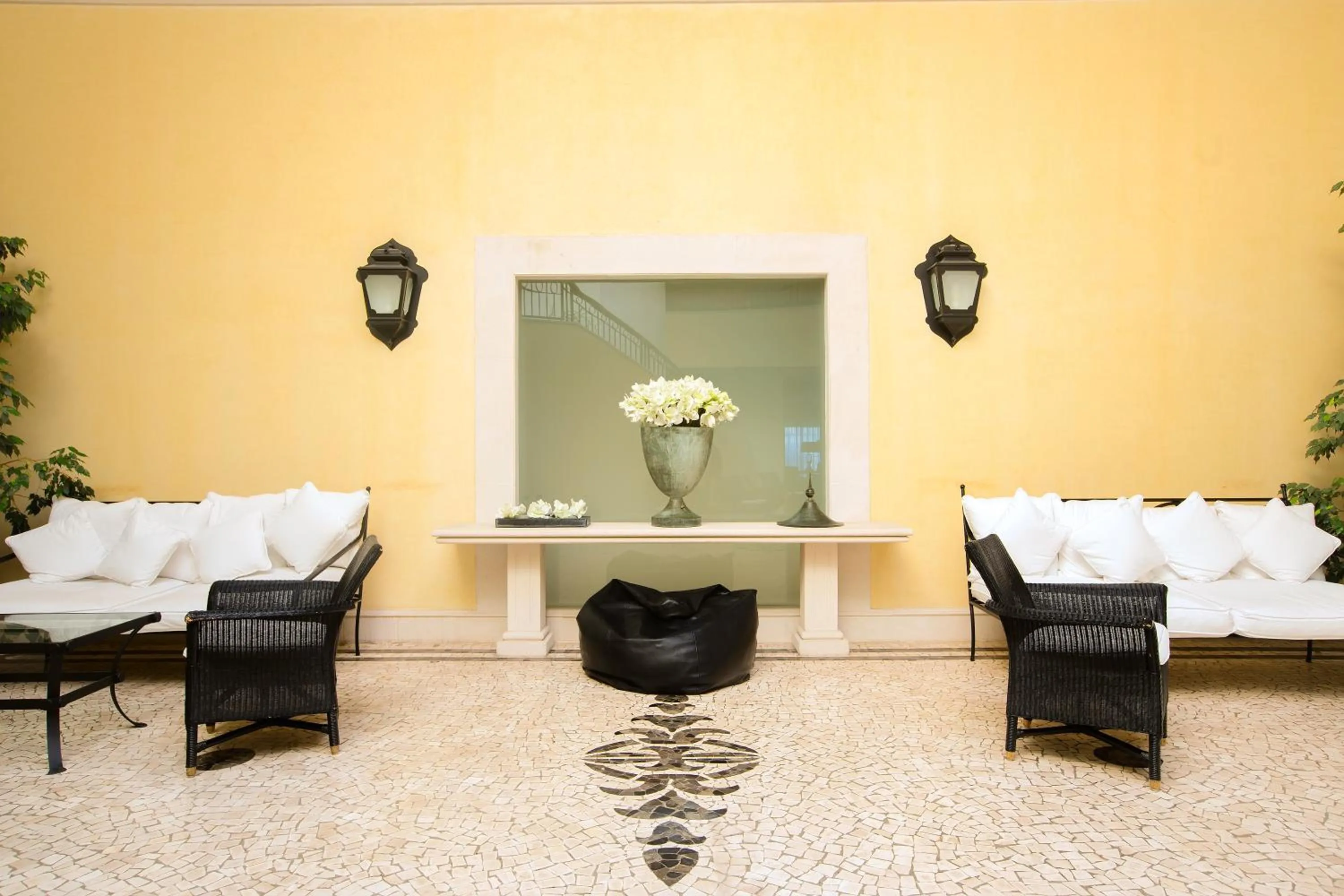 Lobby or reception, Seating Area in Hotel Quinta das Vistas