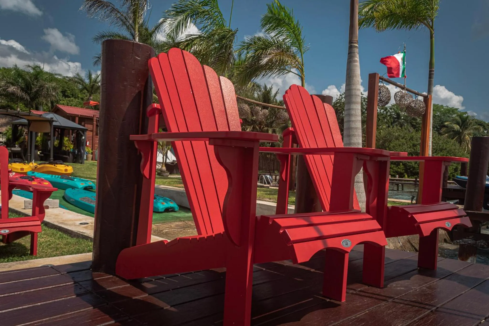 Entertainment in Blue Bird