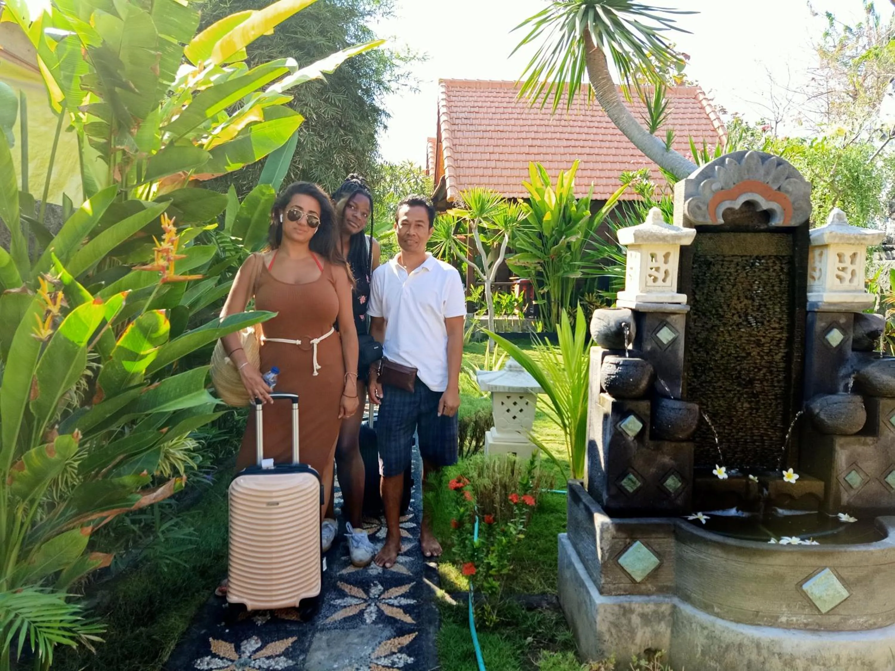 Staff in Exotic View Cottage