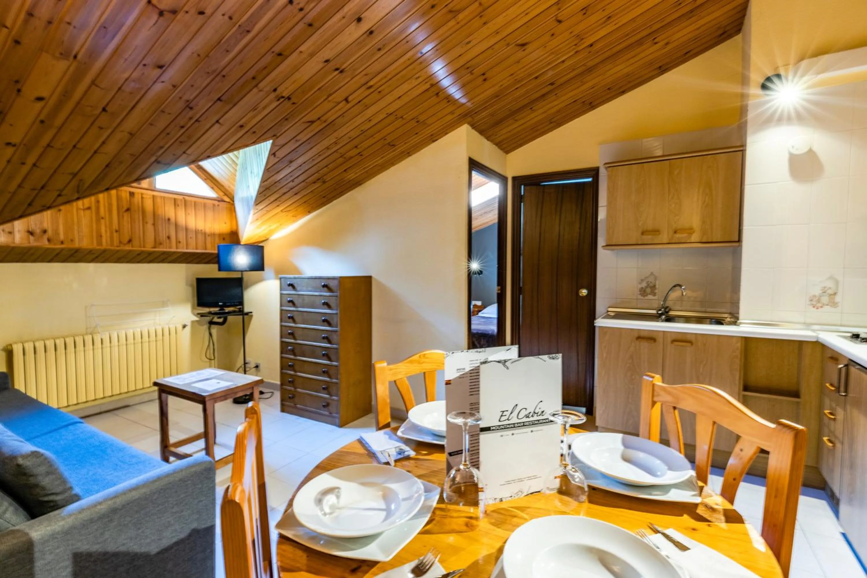 Kitchen or kitchenette in Apartamentos Turisticos Poblado