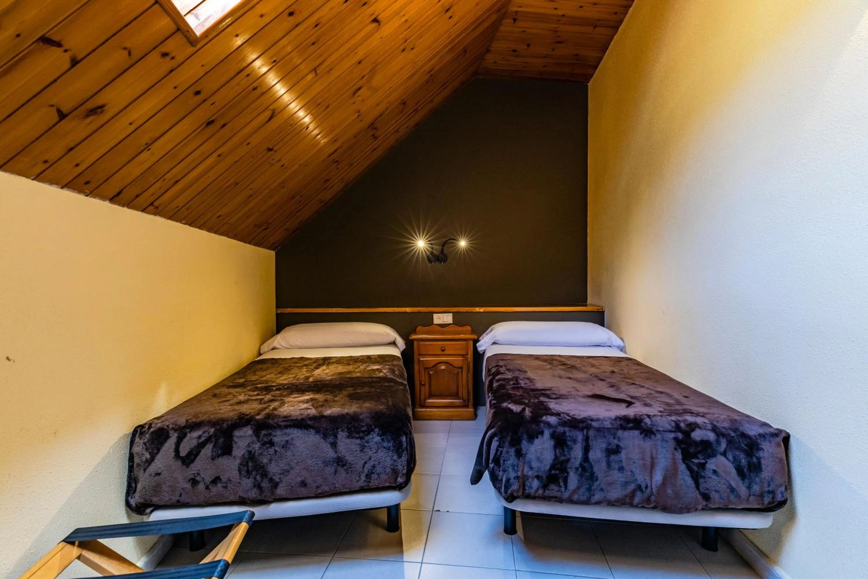 Bedroom, Bed in Apartamentos Turisticos Poblado