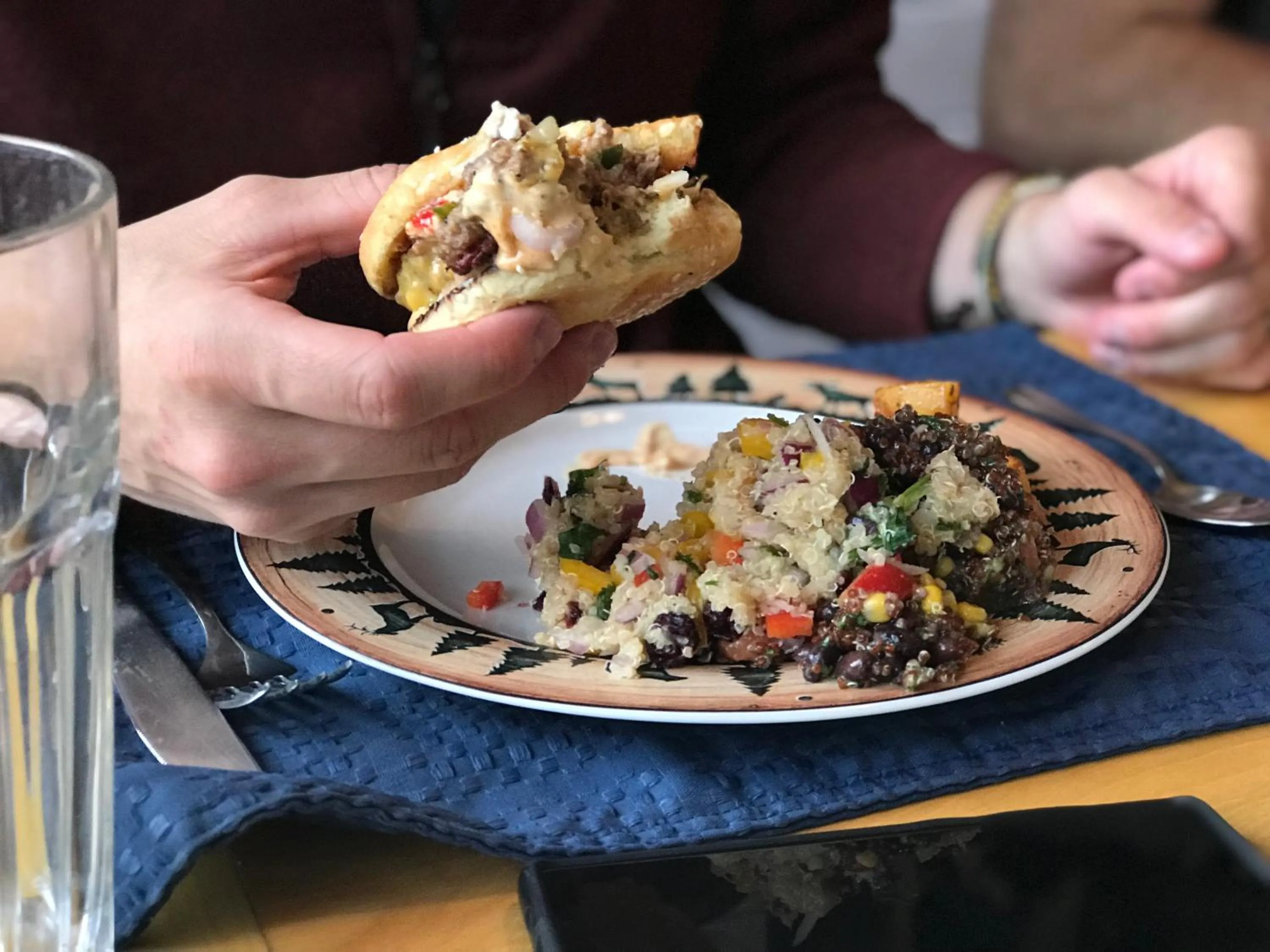 Restaurant/places to eat in Devils Tower Lodge