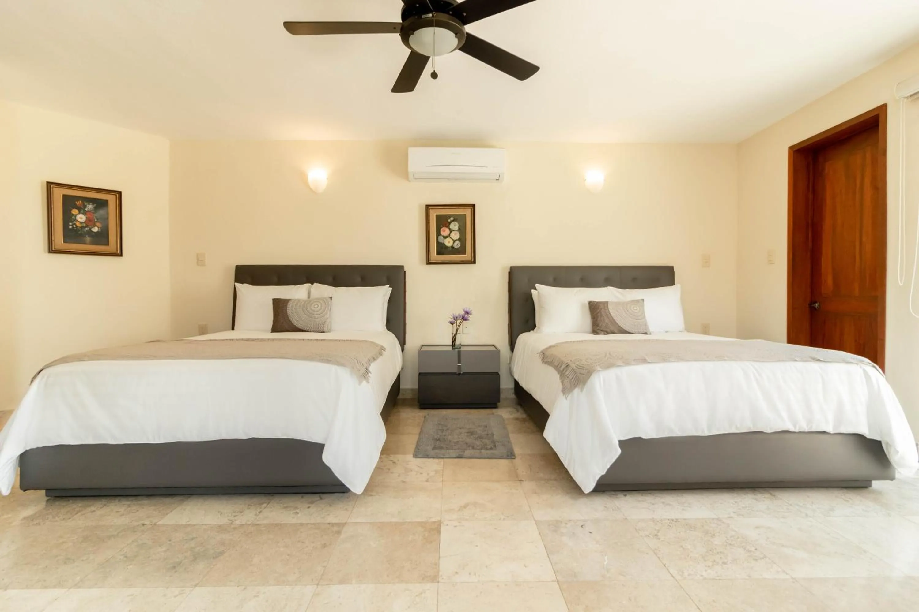 Bed in Alilo by Muuk