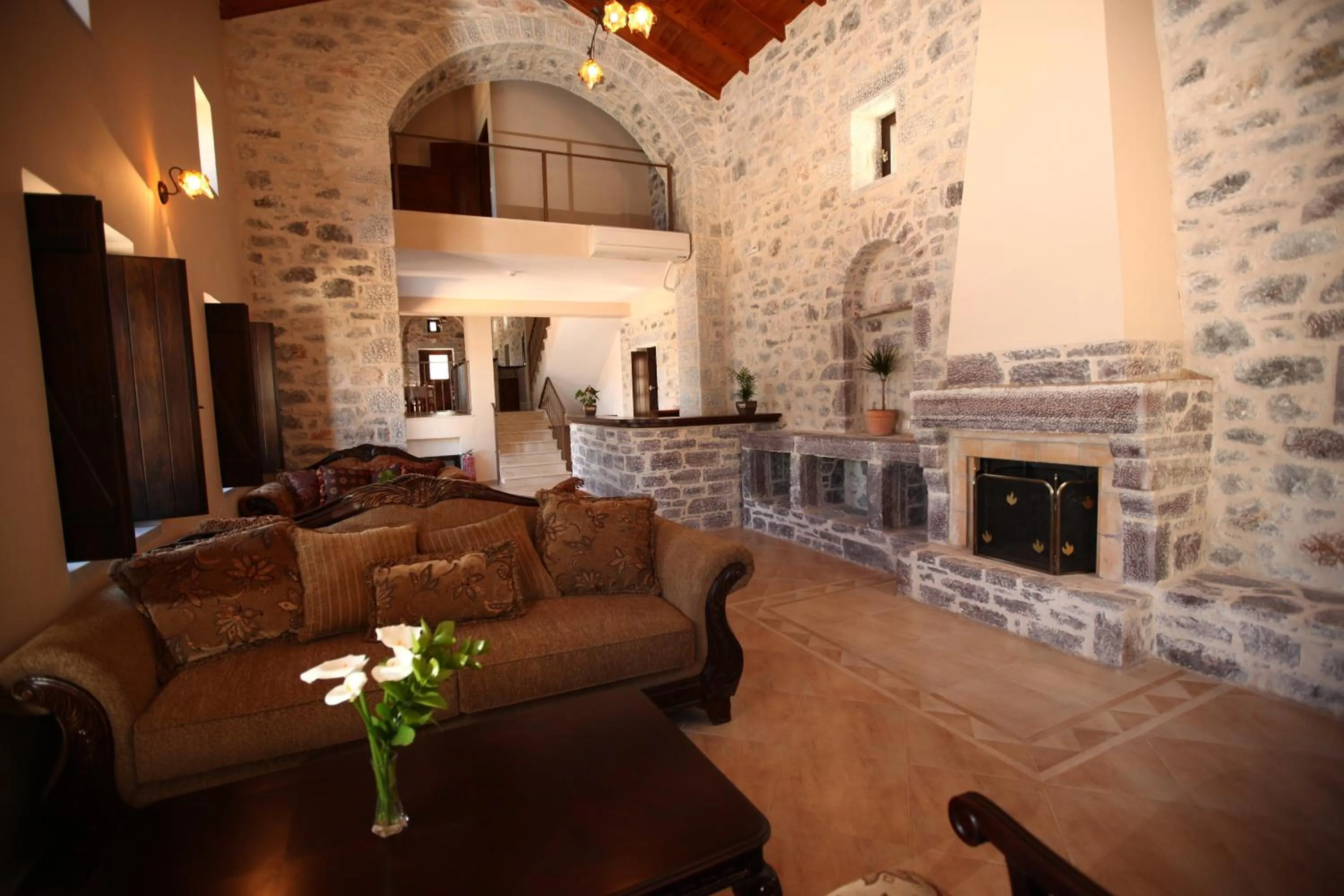 Lounge or bar in Vasilios Apartments Hotel