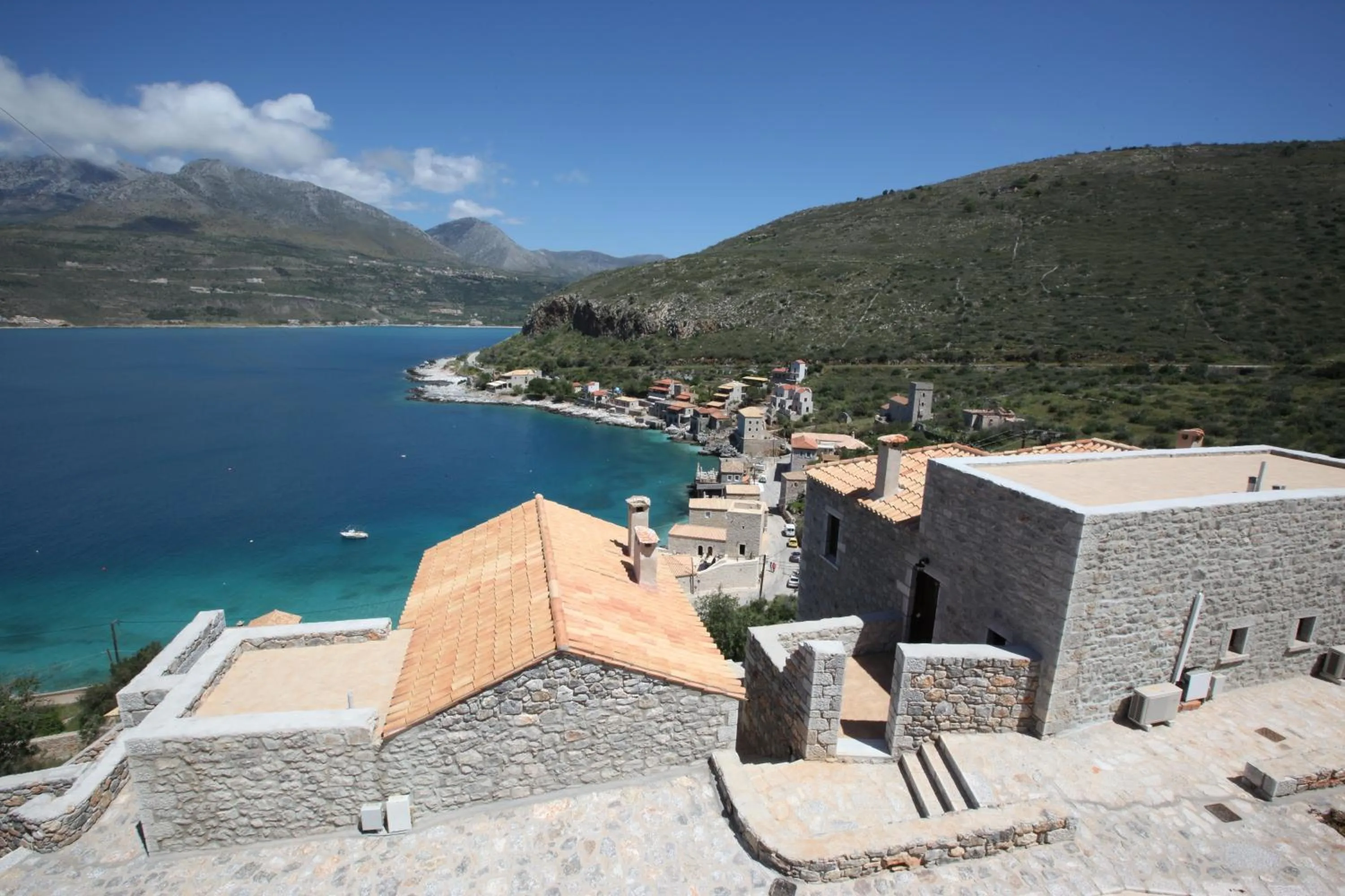 Property building in Vasilios Apartments Hotel