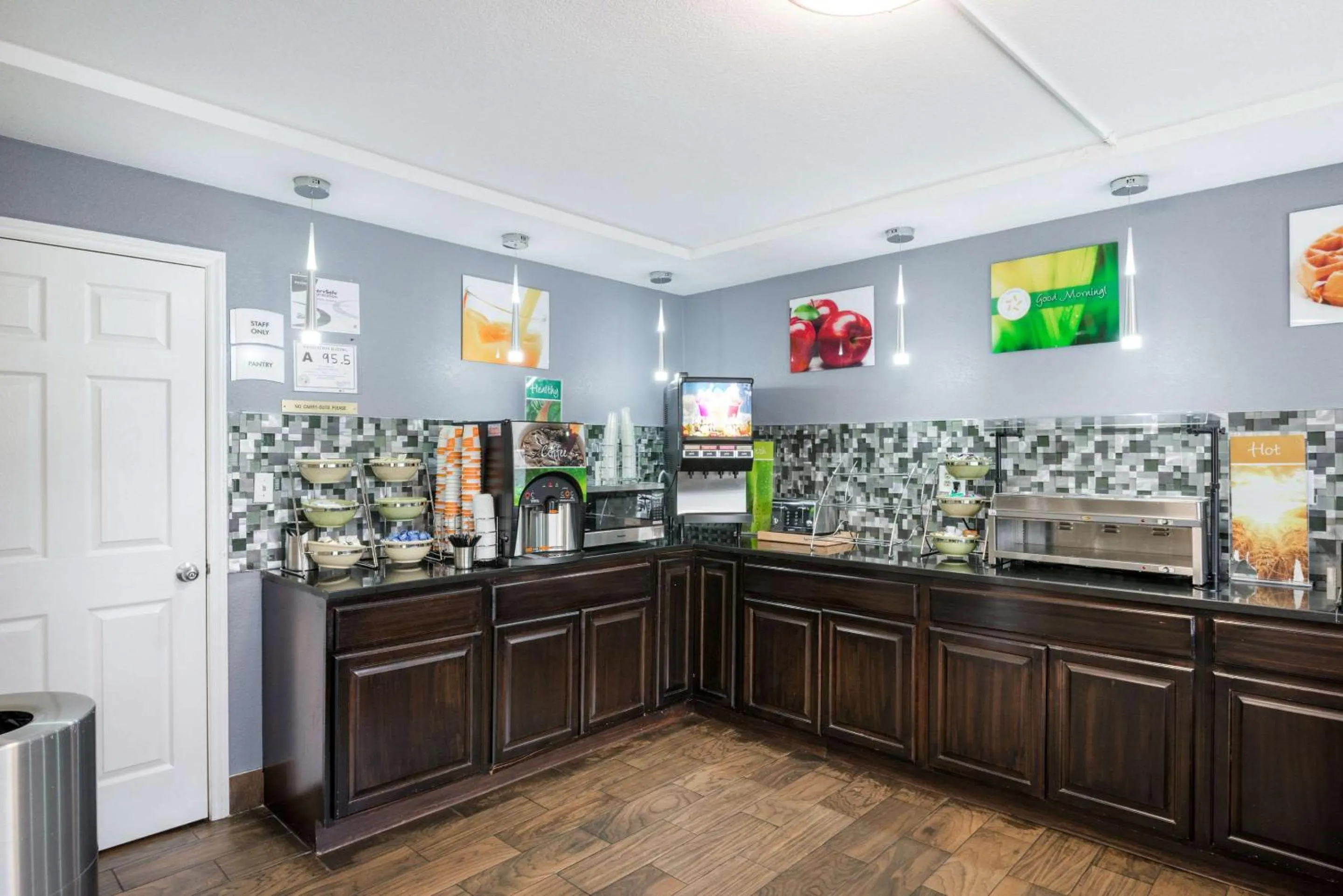 Restaurant/places to eat in Quality Inn Concord Kannapolis