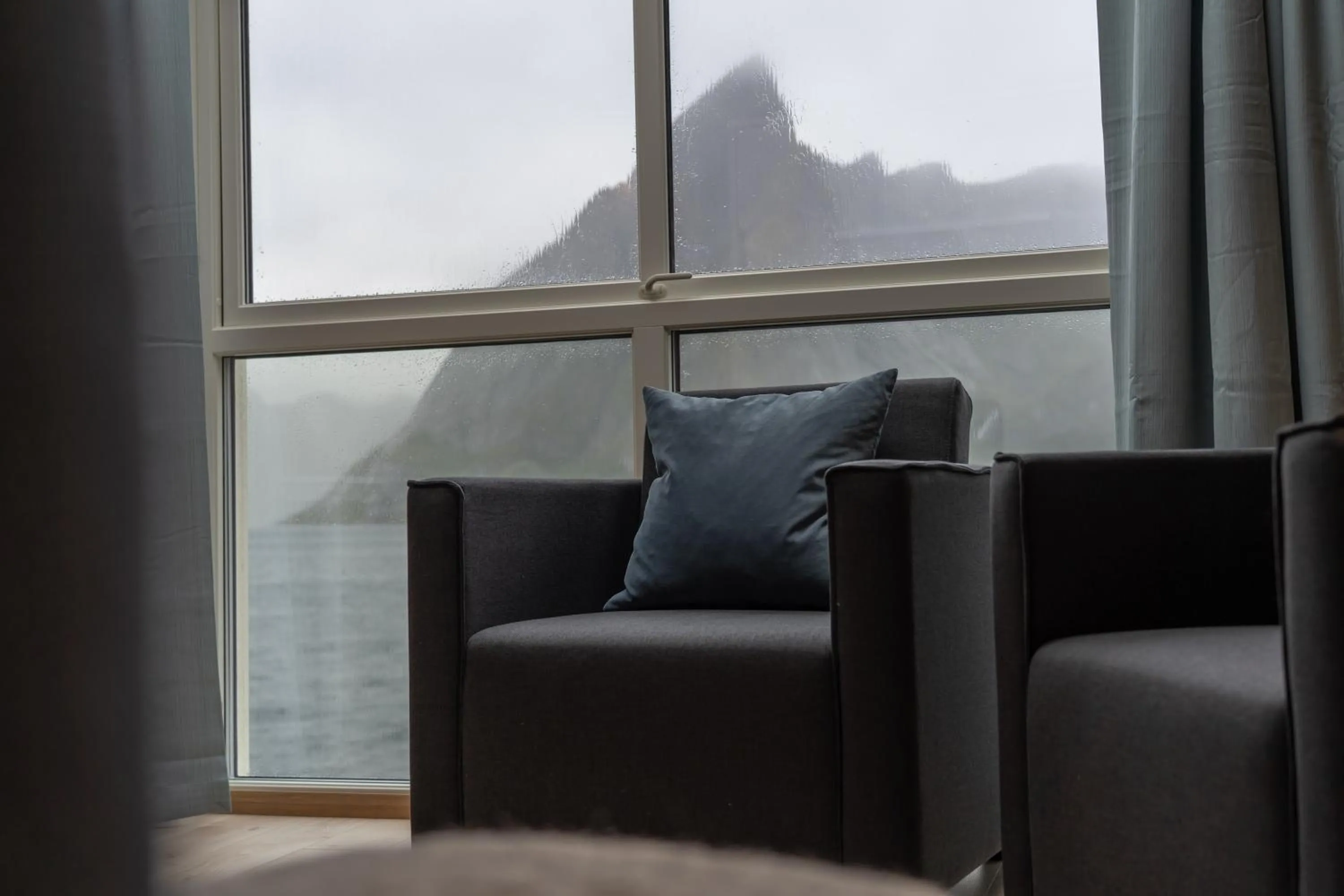 Living room in Eliassen Rorbuer