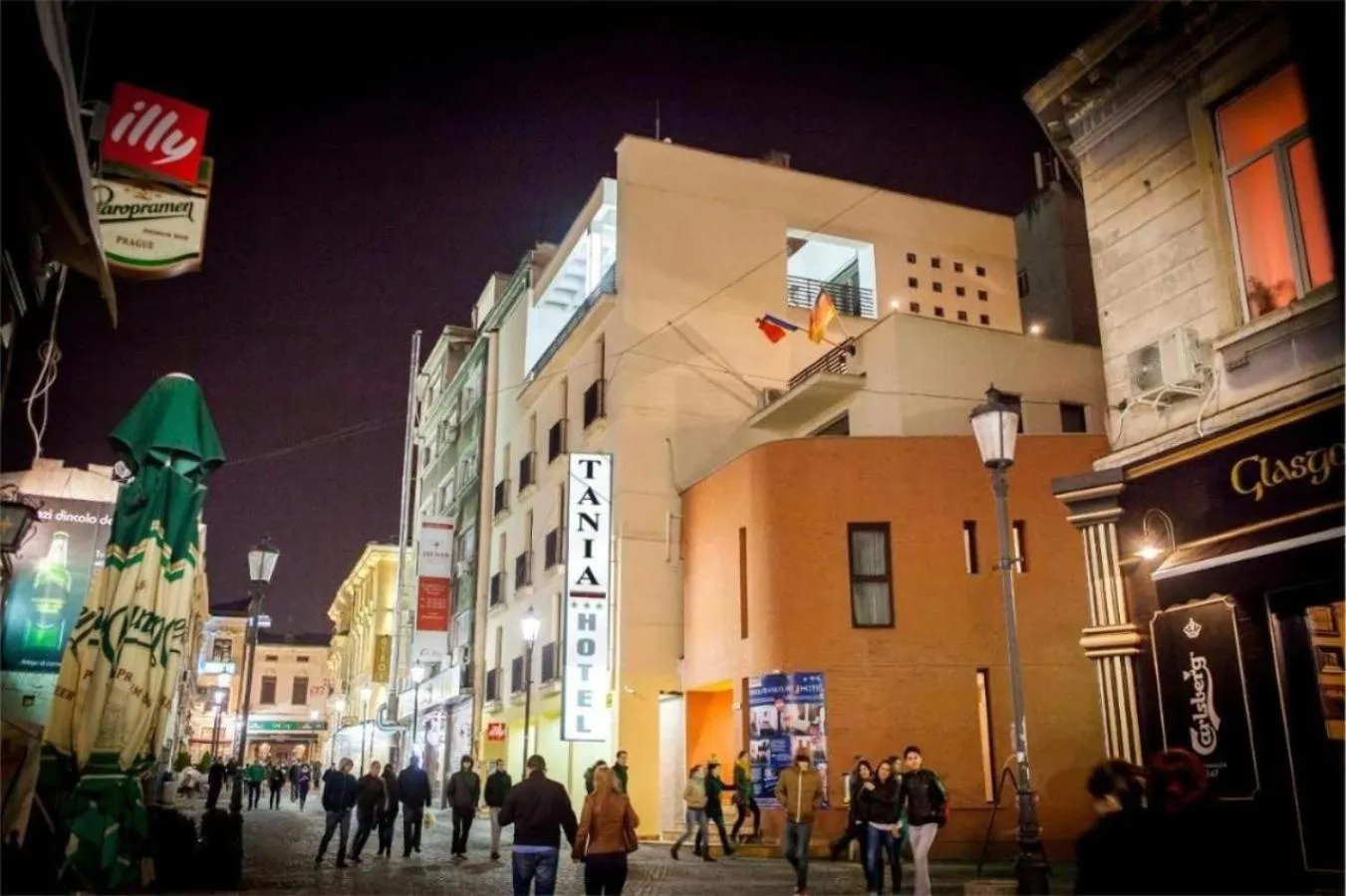 Property building in Tania-Frankfurt Hotel