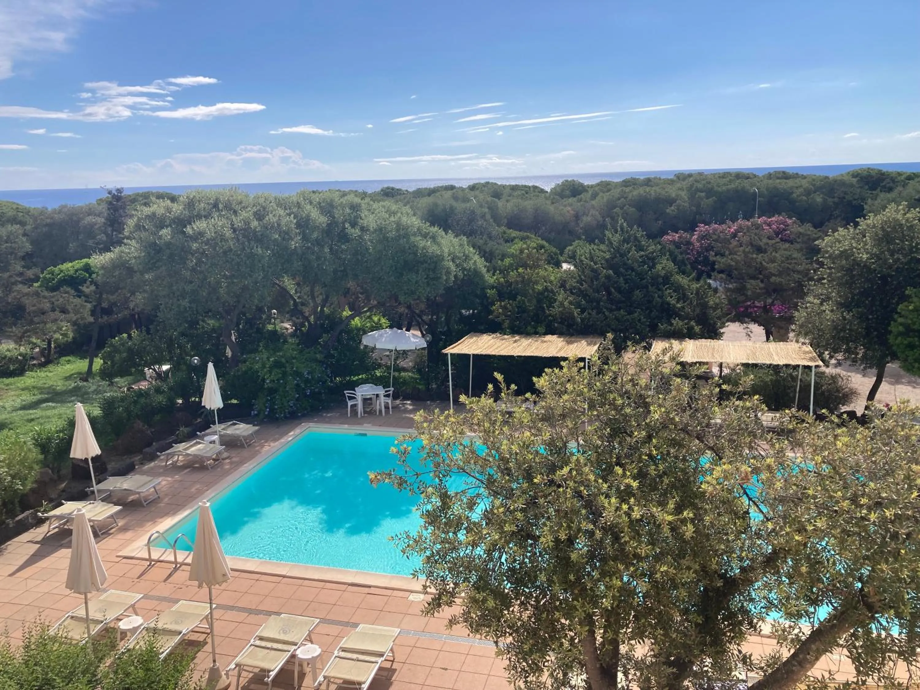 Property building in Hotel Villa Campana