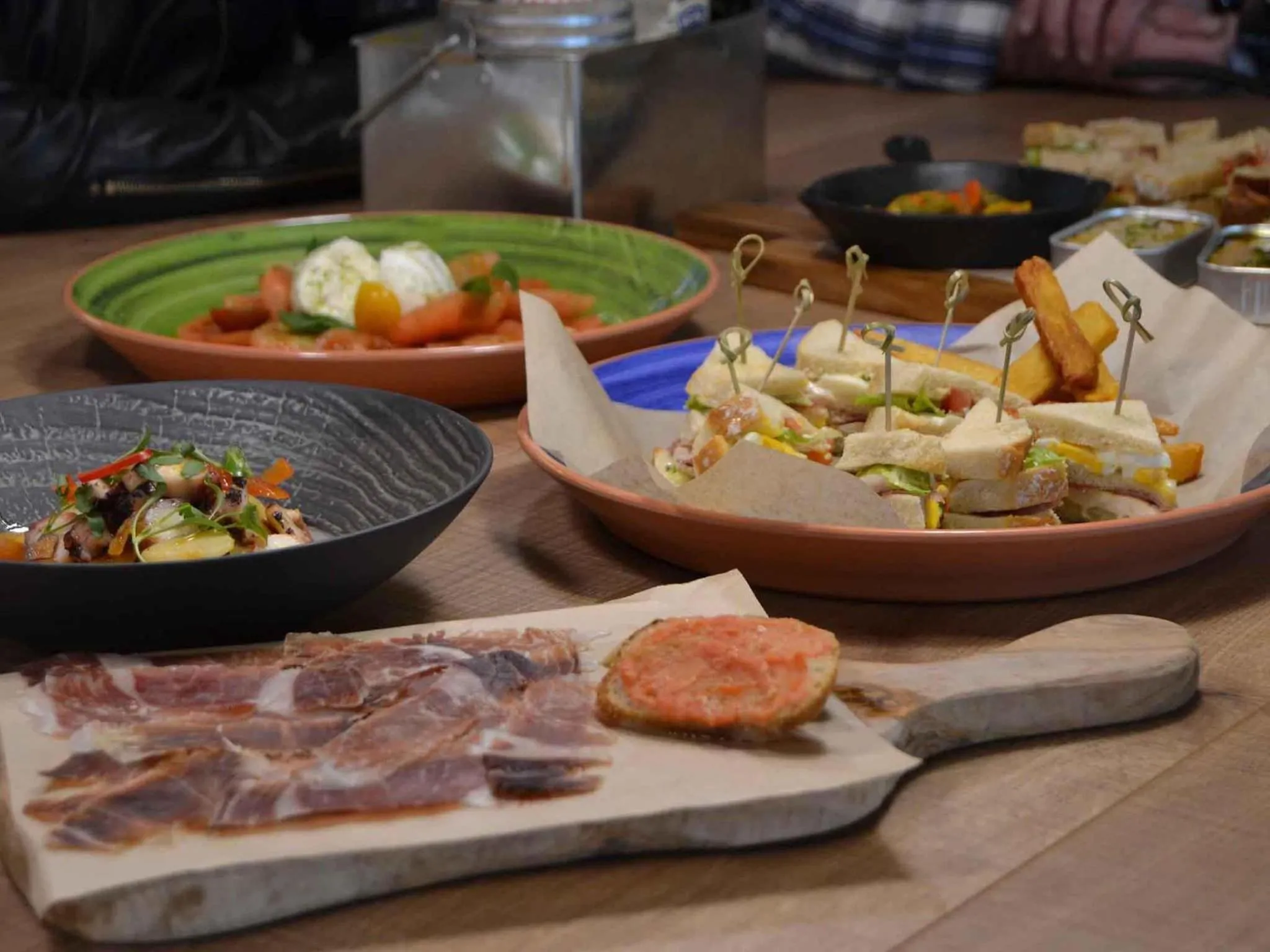 Lounge or bar in Novotel Lisboa