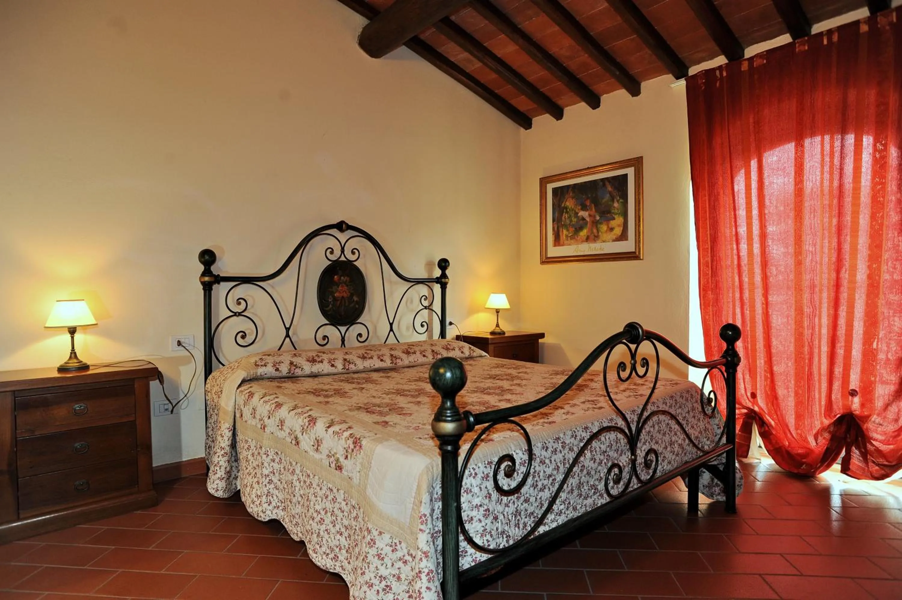 Bed in Erboli Residence