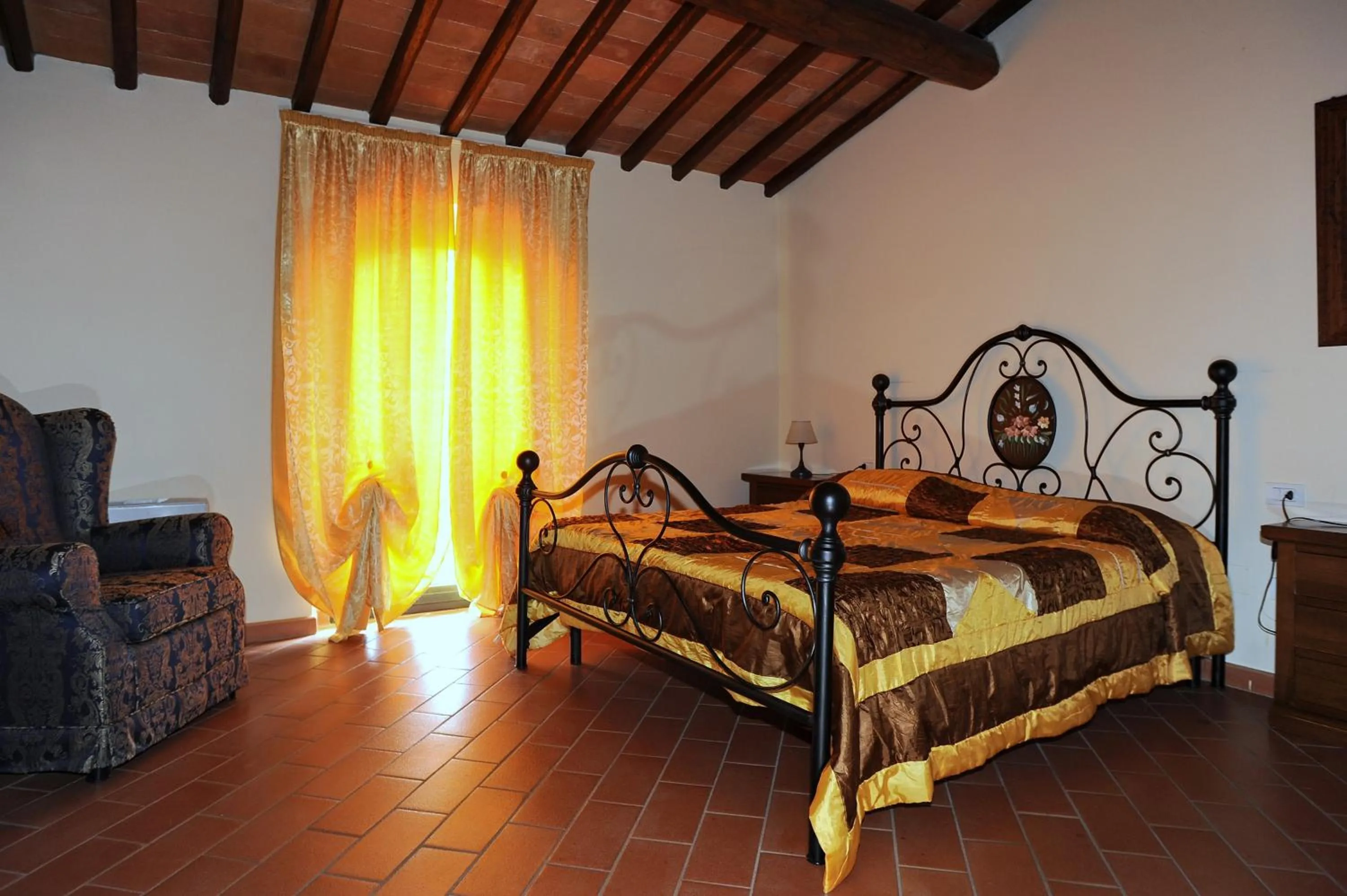 Photo of the whole room, Bed in Erboli Residence