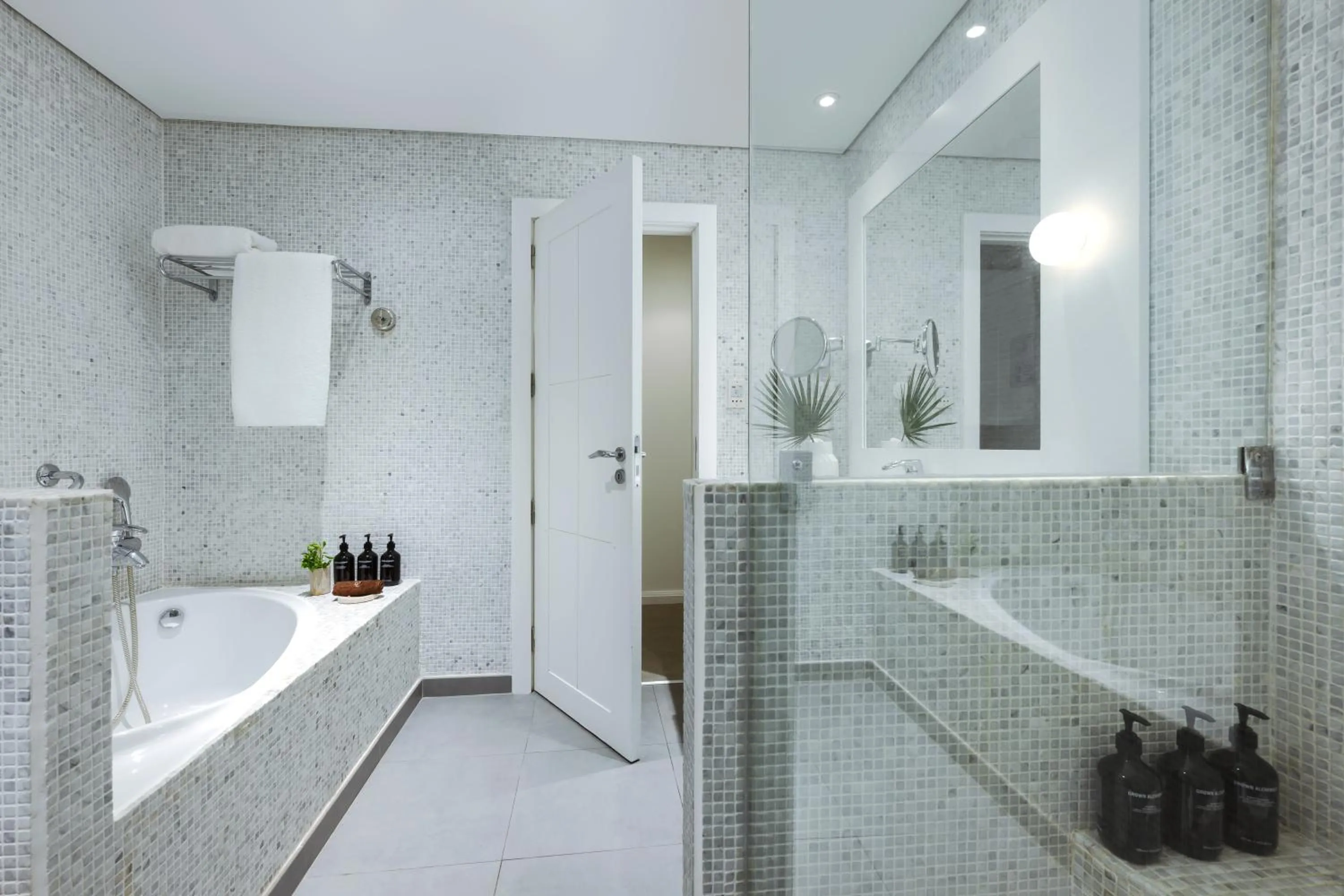 Shower in Vilalara Grand Hotel Algarve