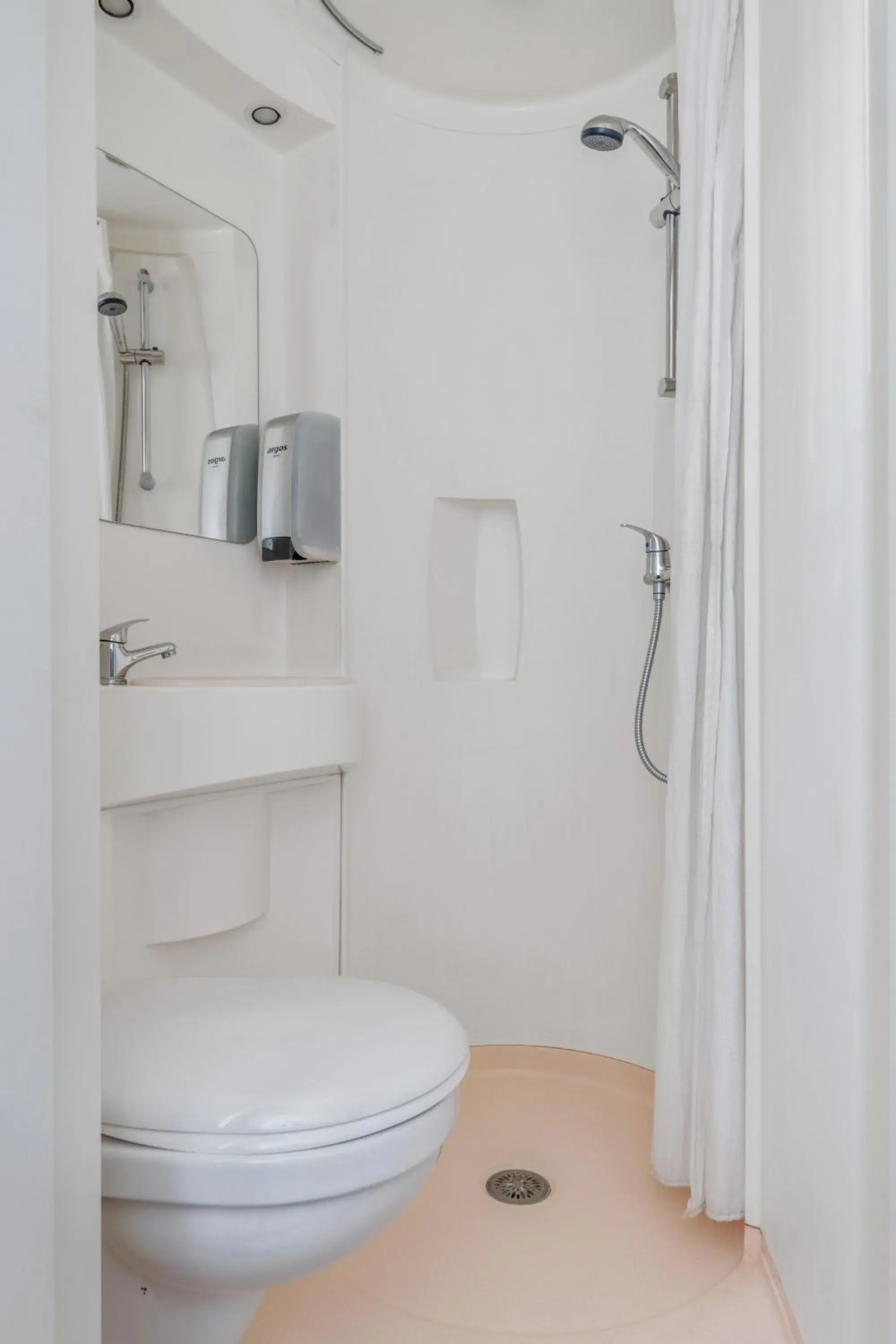 Double Room in Premiere Classe Rouen Nord - Barentin Double Room in Premiere Classe Rouen Nord - Barentin