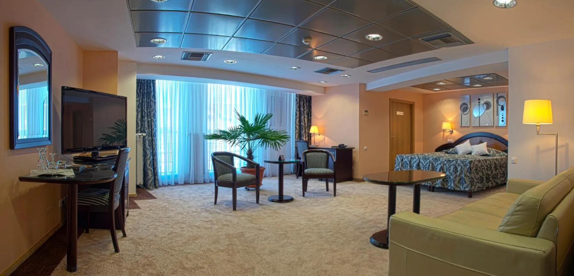 Photo of the whole room in Hotel Ambient