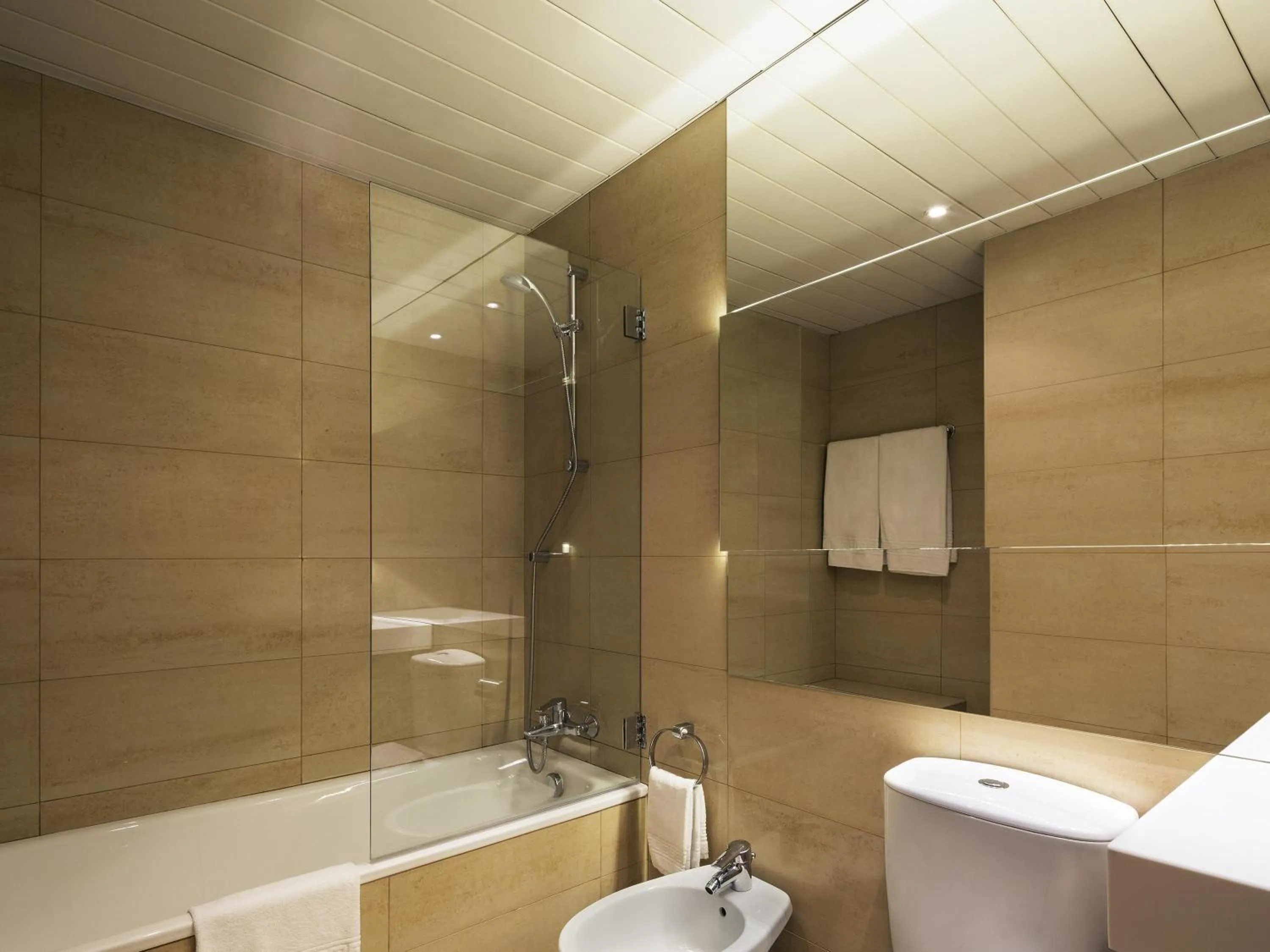 Bedroom in Mercure Porto Centro Santa Catarina