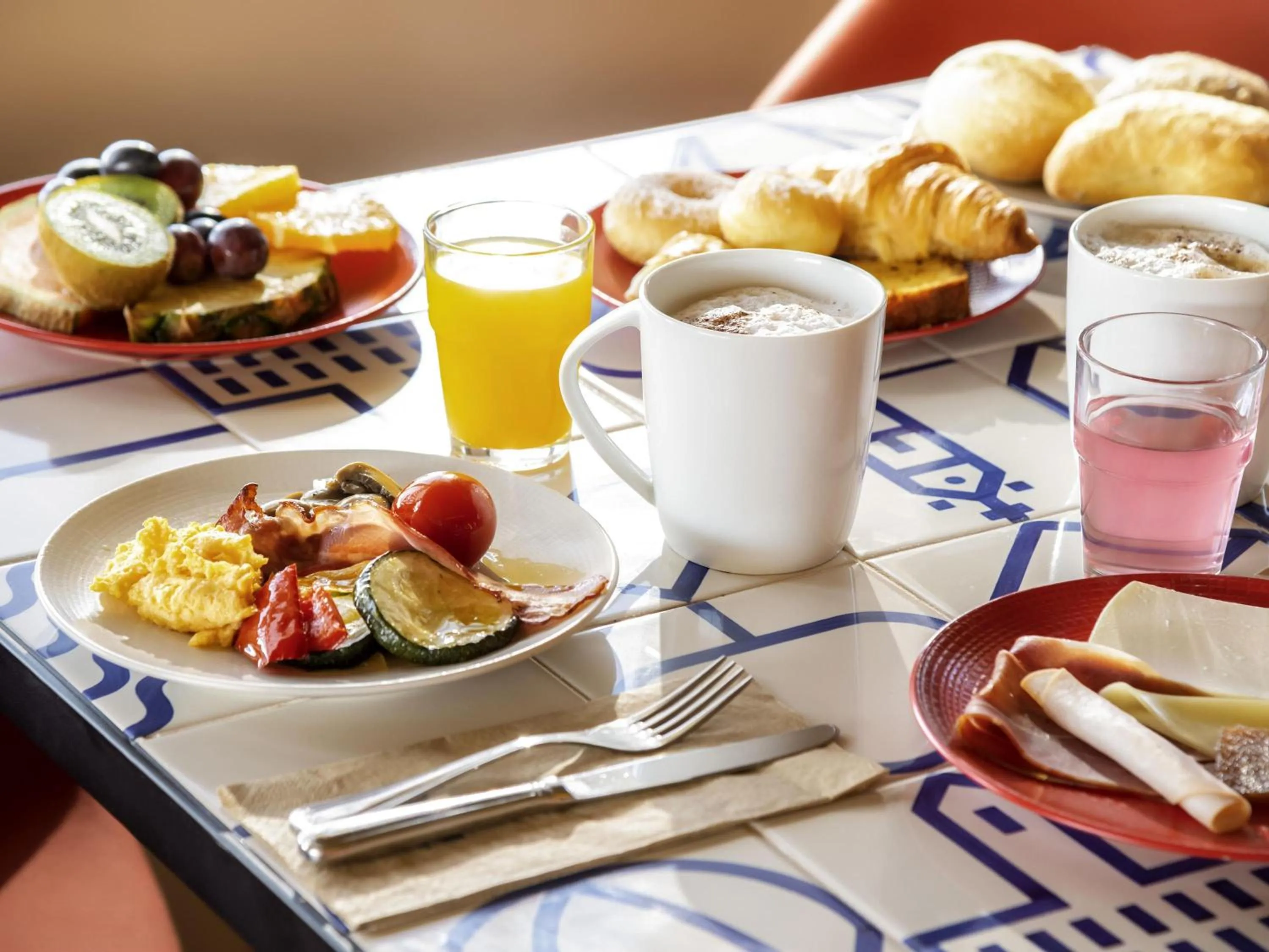 Breakfast in Mercure Porto Centro Santa Catarina