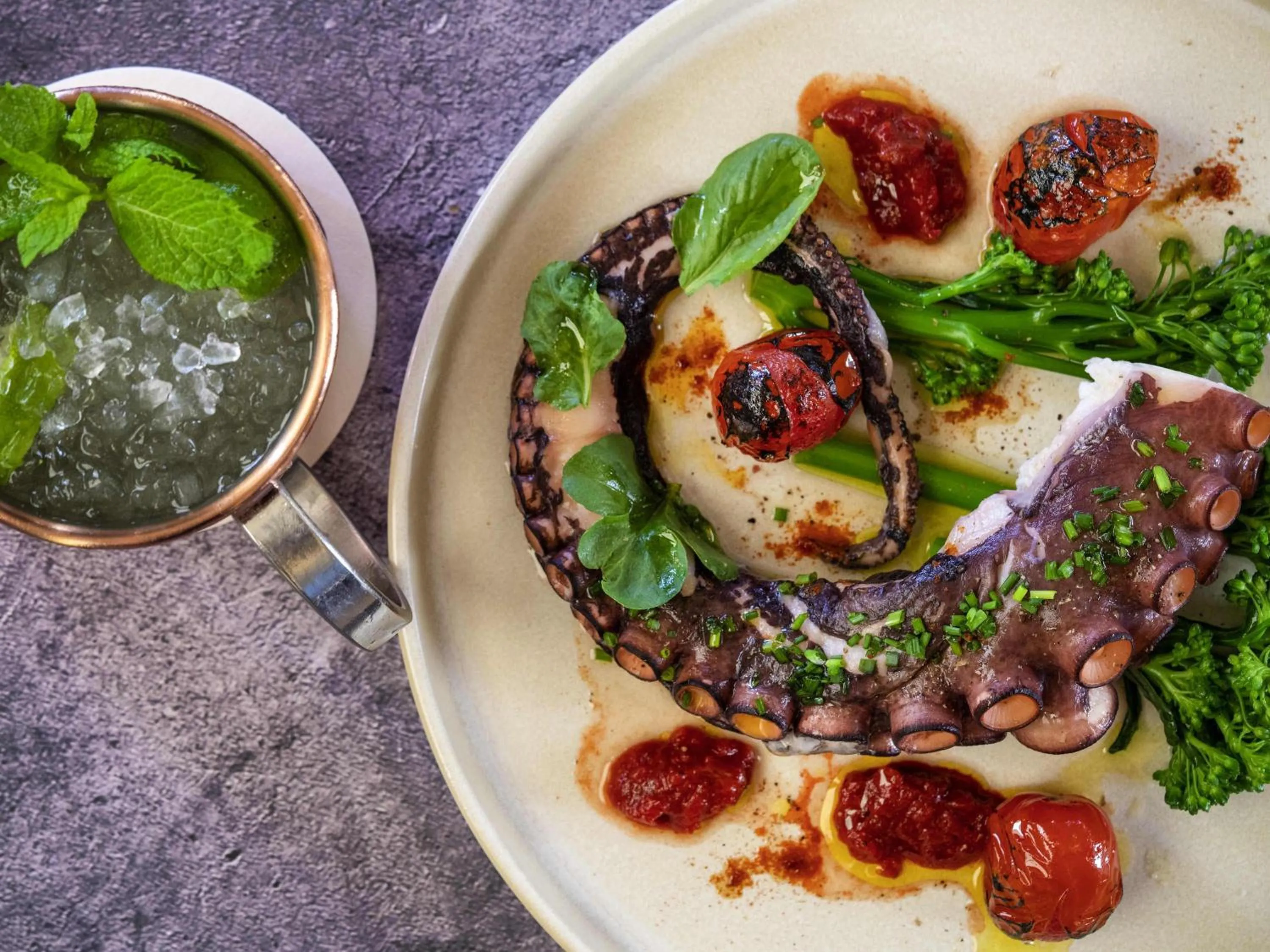 Restaurant/places to eat in Mercure Porto Centro Santa Catarina