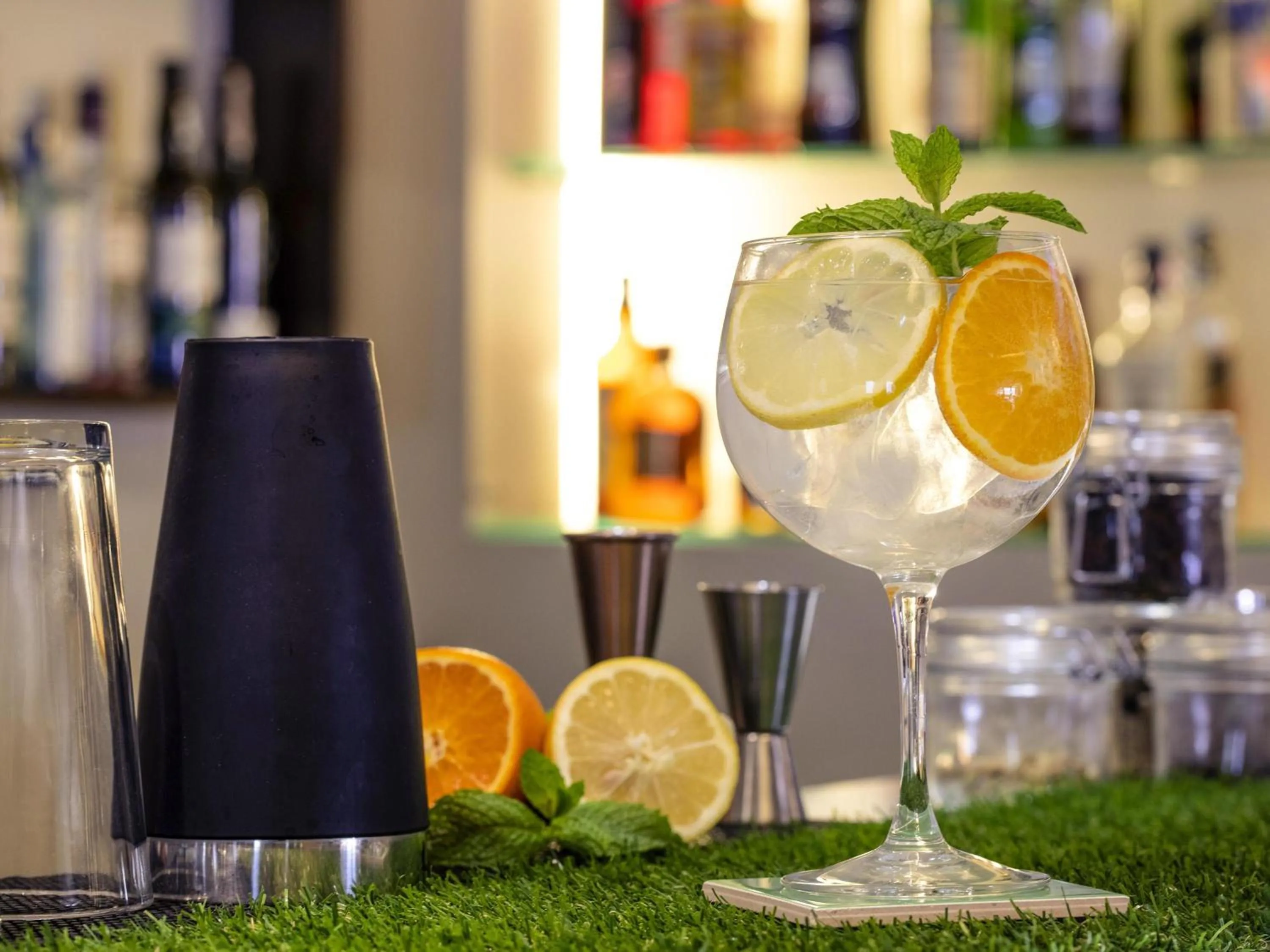 Lounge or bar in Mercure Porto Centro Santa Catarina